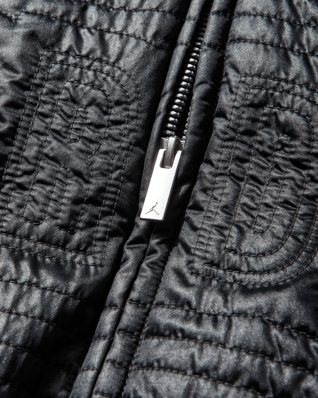Оригінальна Mens Flight Nylon Varsity Jacket Black Nike – детальний вид