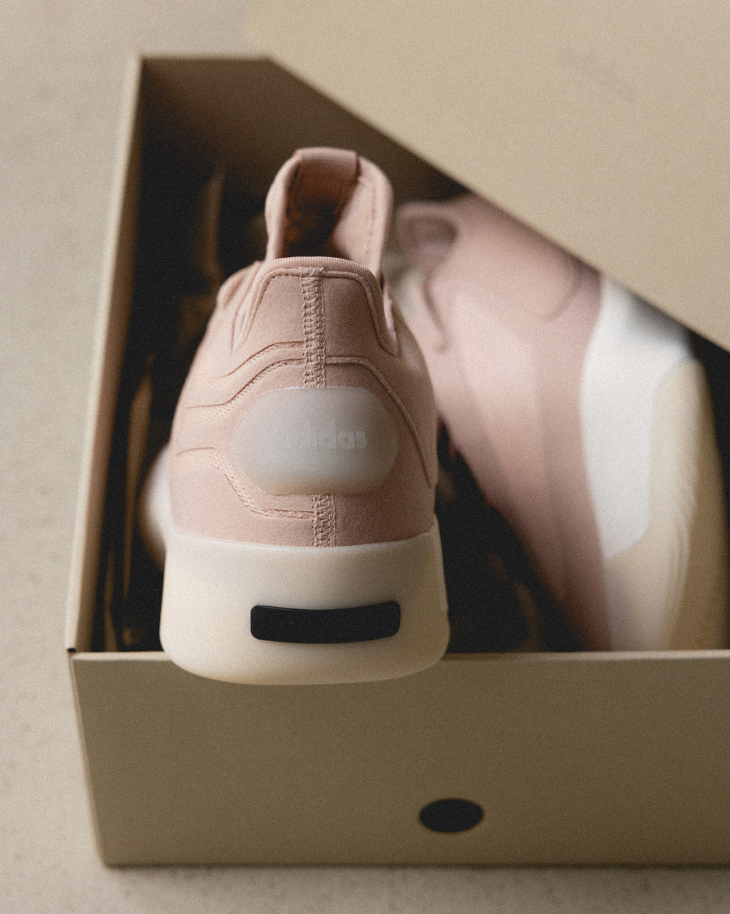 Оригінальна X Fear Of God Athletics II Adidas – збільшений вид