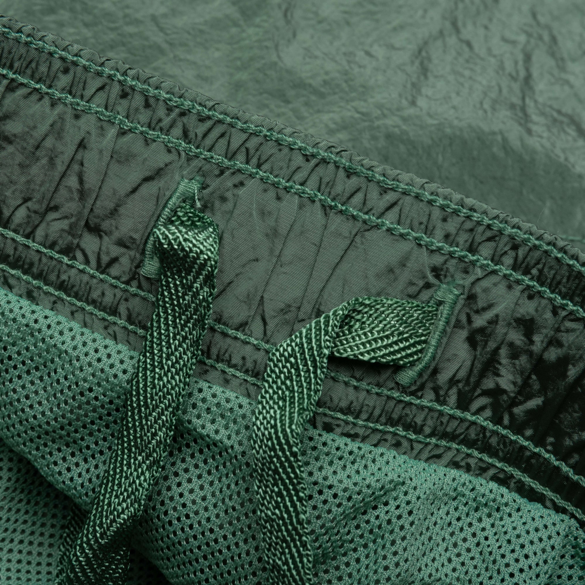 Оригінальна Nylon Metal Regular Fit Shorts Stone island – детальний вид