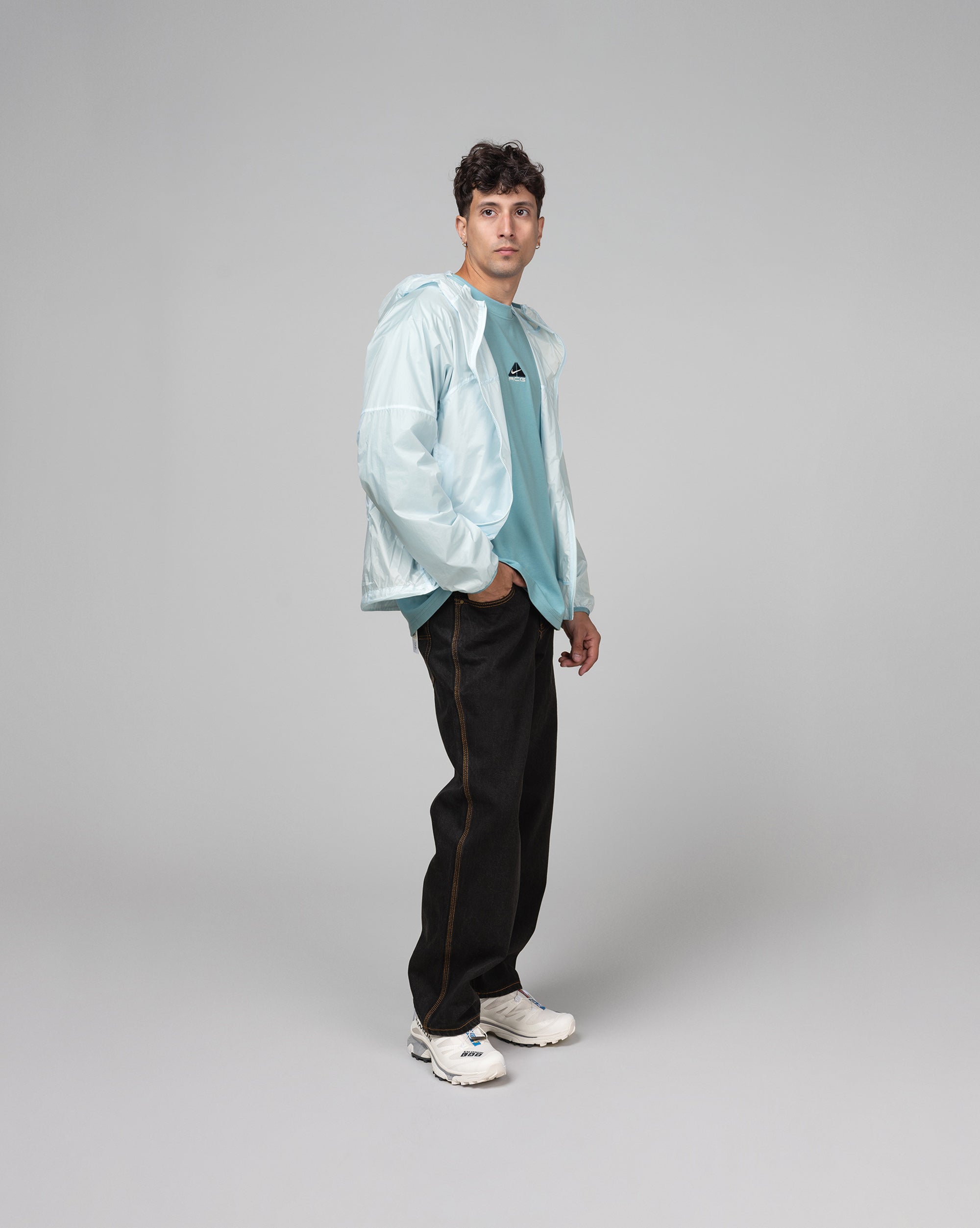 Cinder Cone Windproof Jacket Nike – Гарантія оригінальності – вид ззаду