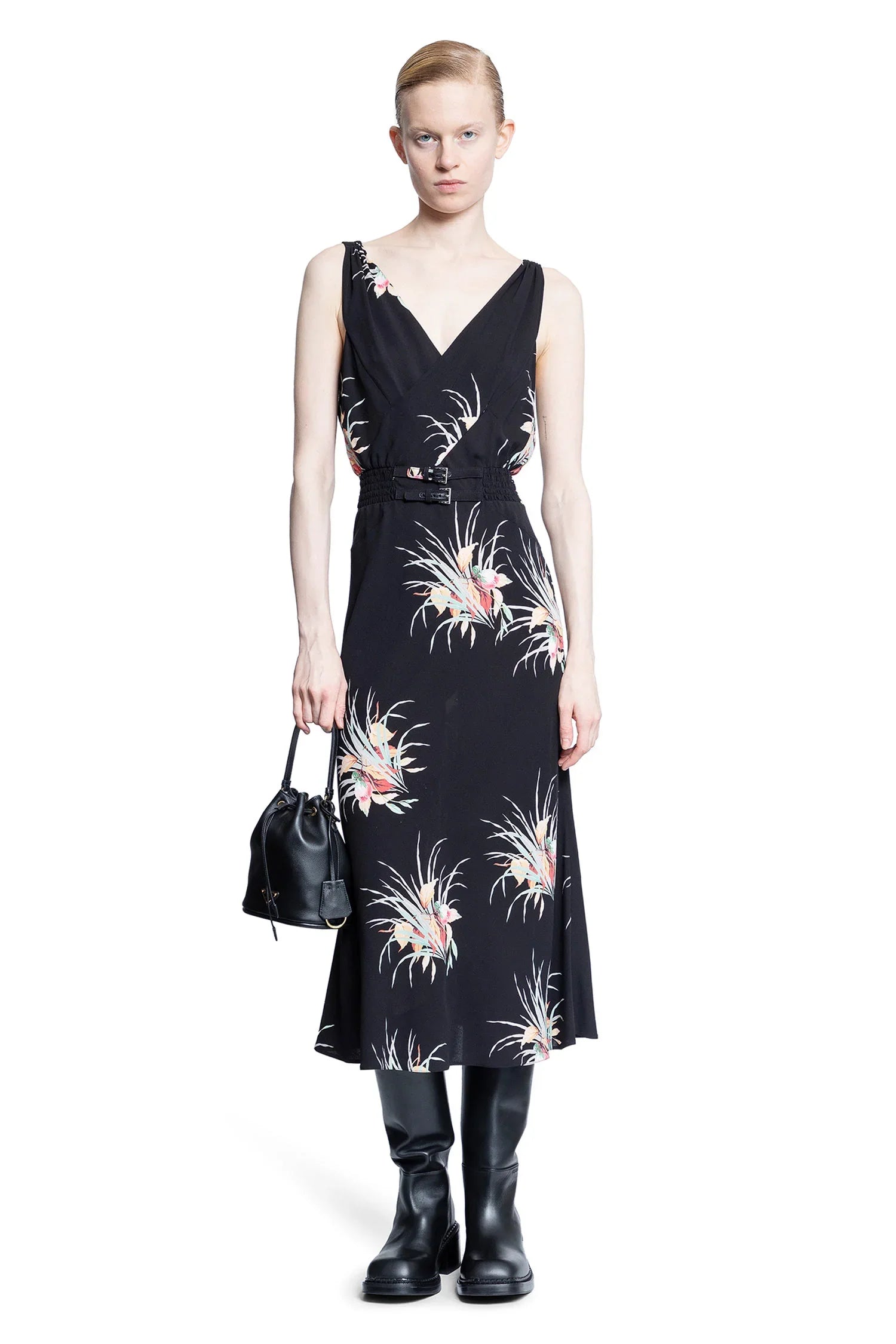 Prada Dresses & Skirts оригінал | Швидка доставка Україна – боковий вид
