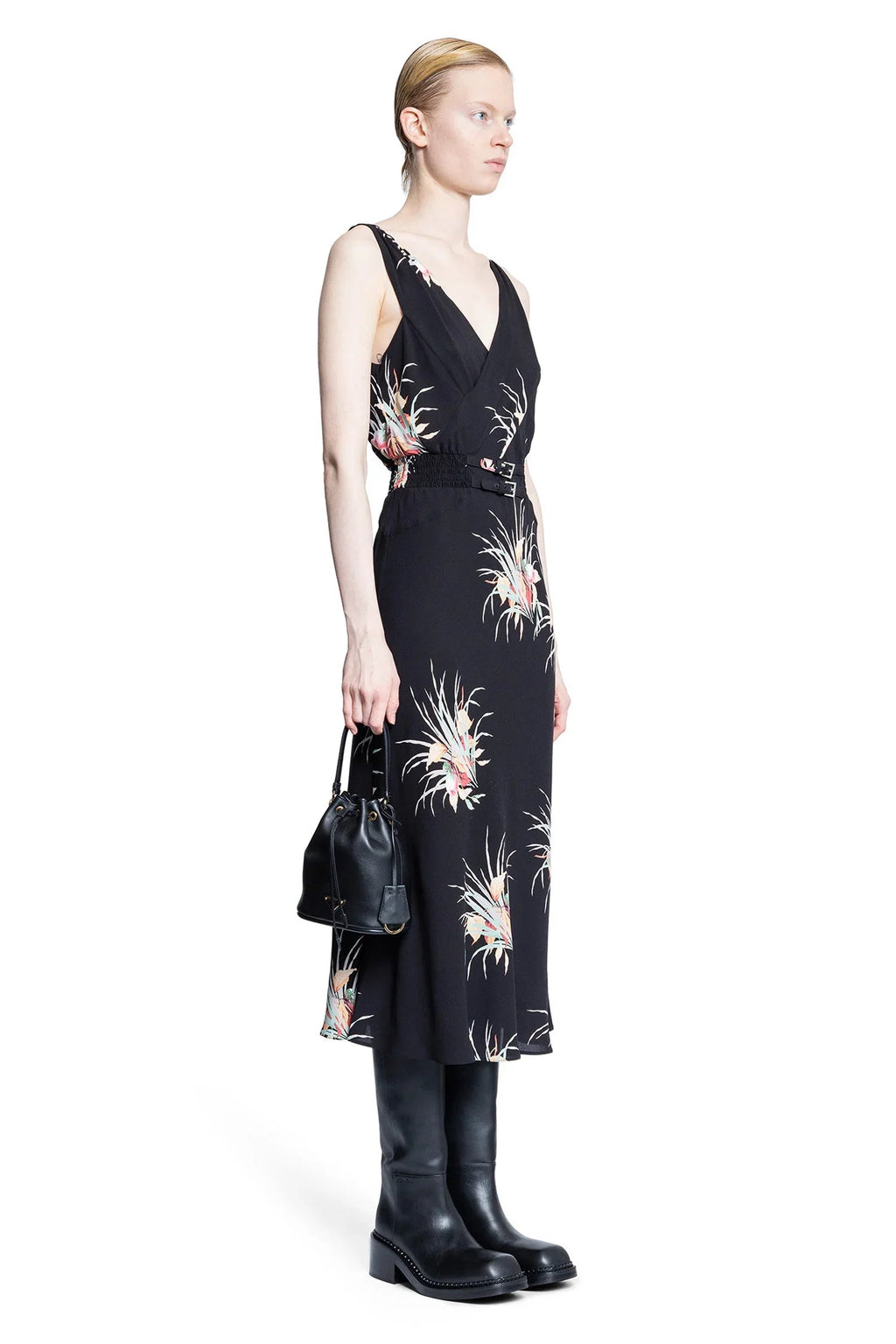 Prada Dresses & Skirts оригінал | Швидка доставка Україна – вид ззаду