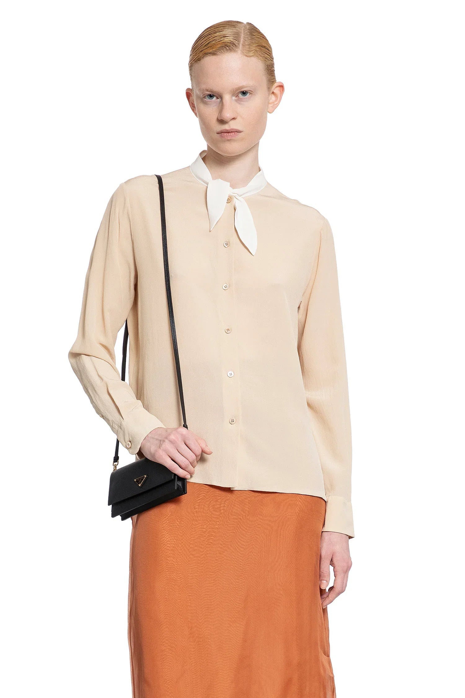 Оригінальна Lavallière Crêpe De Chine Shirt Prada – боковий вид