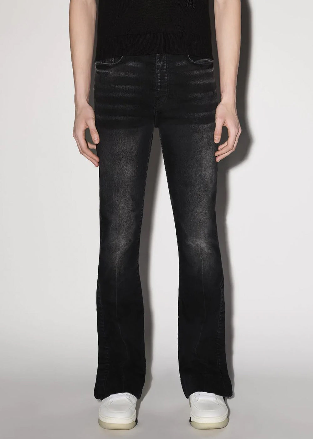 Оригінальна Aged Black Stack Flair Jeans Amiri – вид ззаду