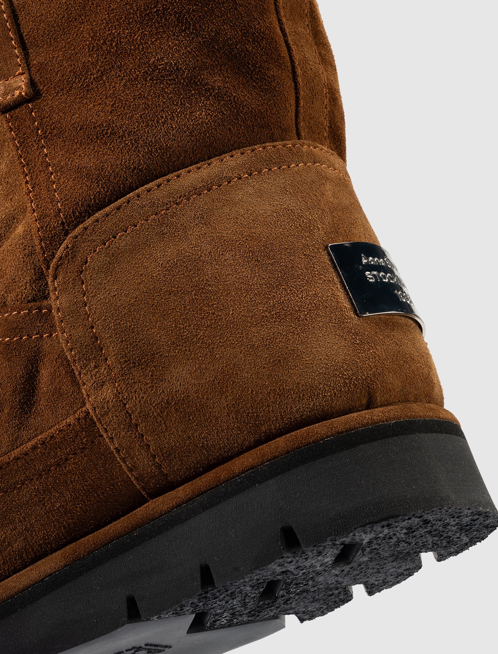 Оригінальна Suede Boots Acne studios – детальний вид