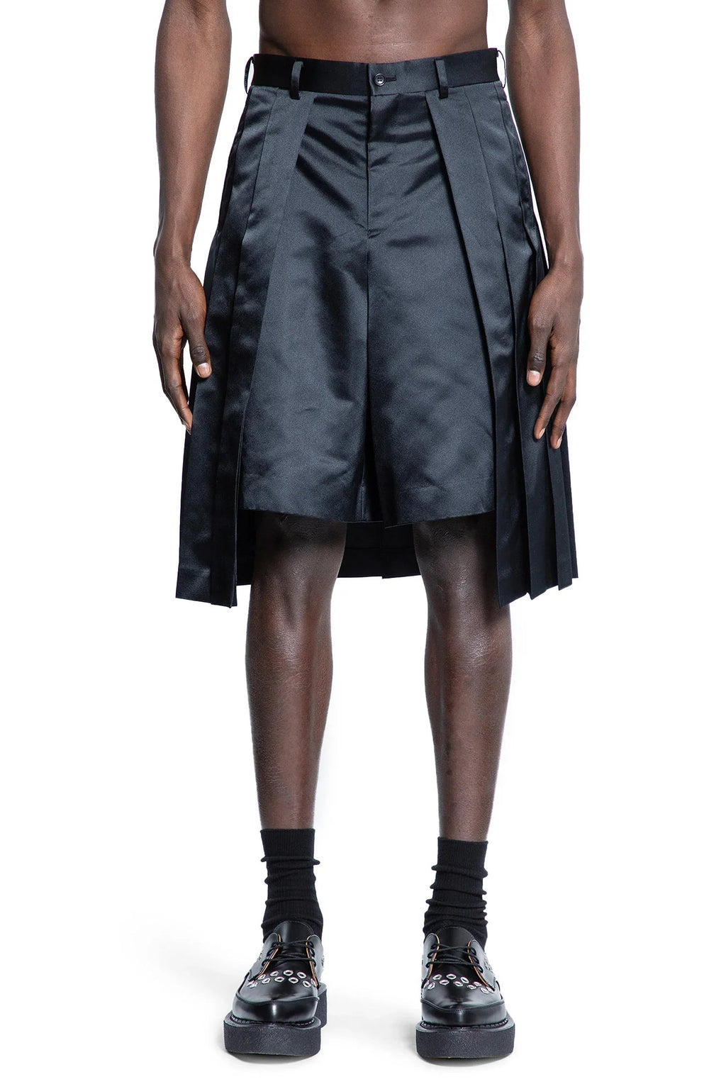 Оригінальна Plus Man Black Shorts & Skirts Comme des garcons – вид ззаду