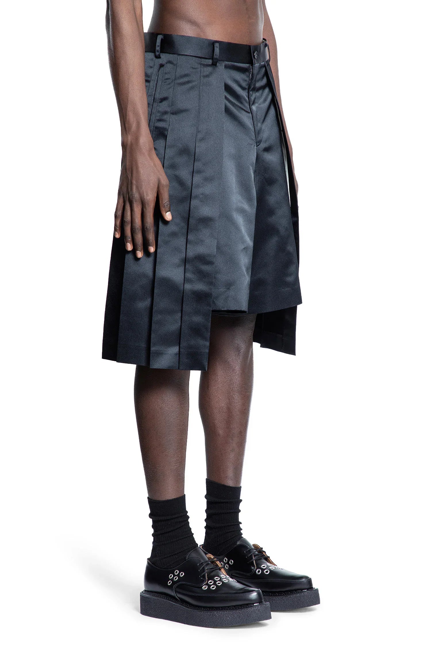 Оригінальна Plus Man Black Shorts & Skirts Comme des garcons – детальний вид