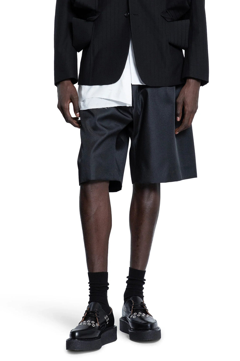 Оригінальна Plus Man Black Shorts & Skirts Comme des garcons – боковий вид