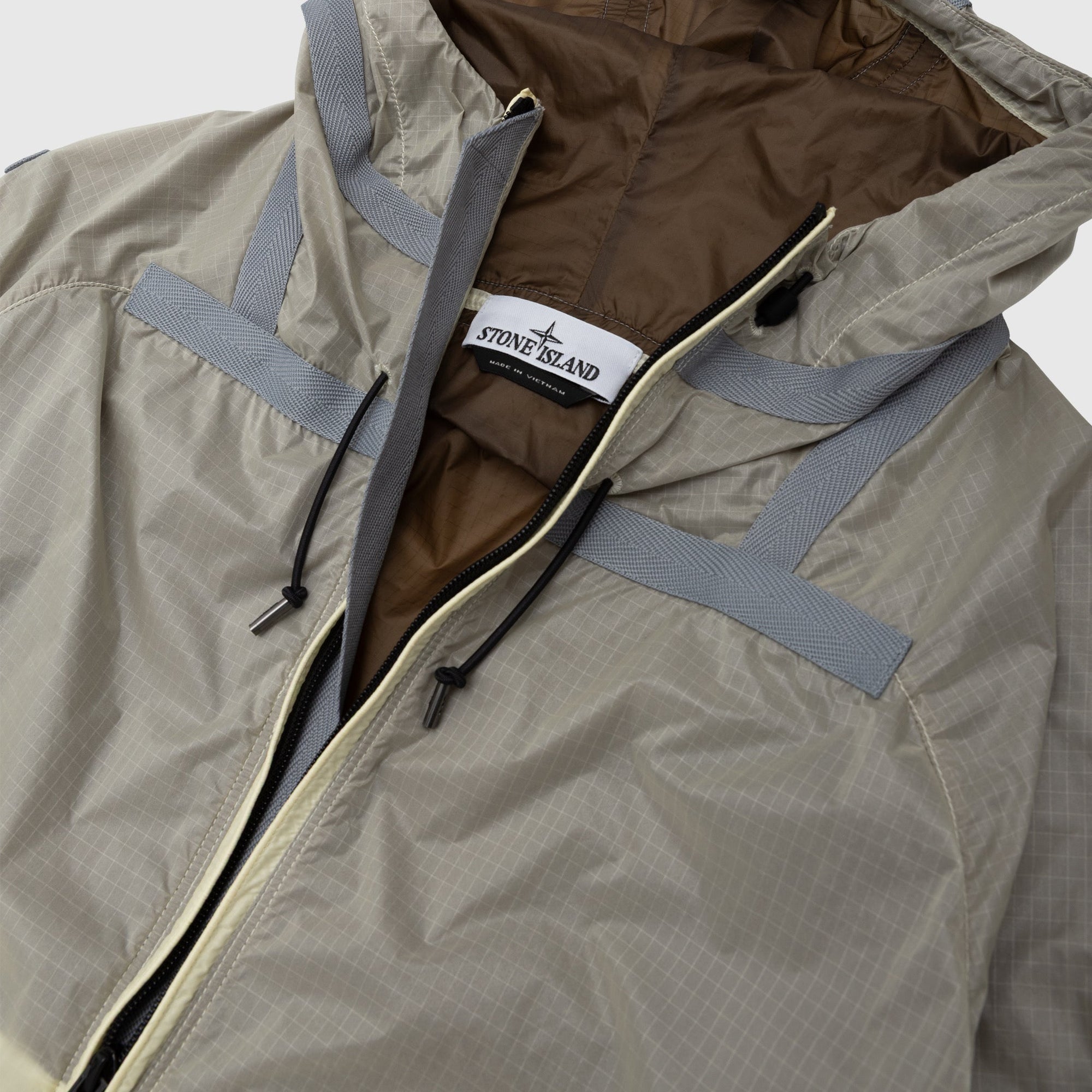 Оригінальна Ripstop Light Ht Nylon Jacket Stone island – вид ззаду