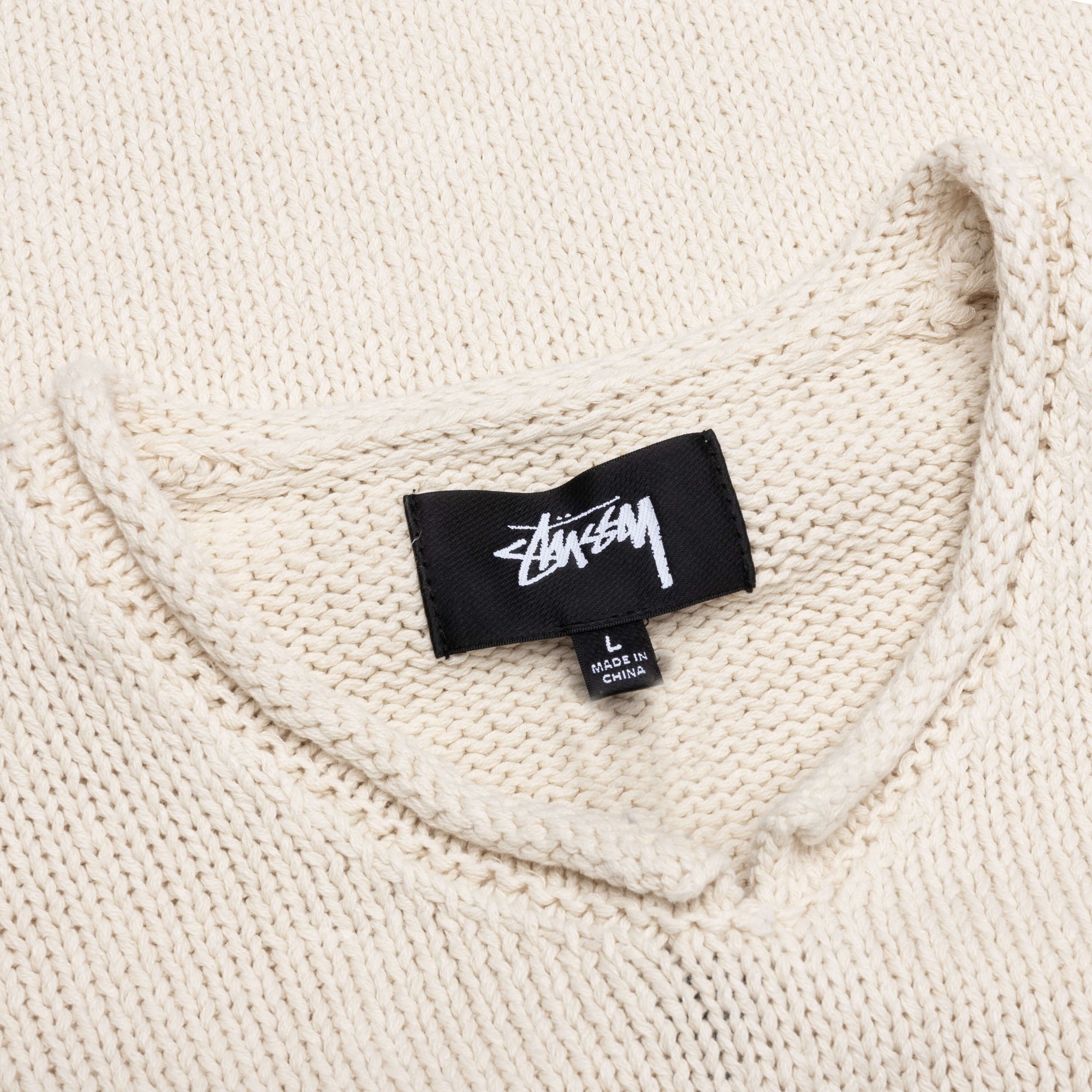 Оригінальна Roll V-Neck Logo Sweater Stussy – детальний вид