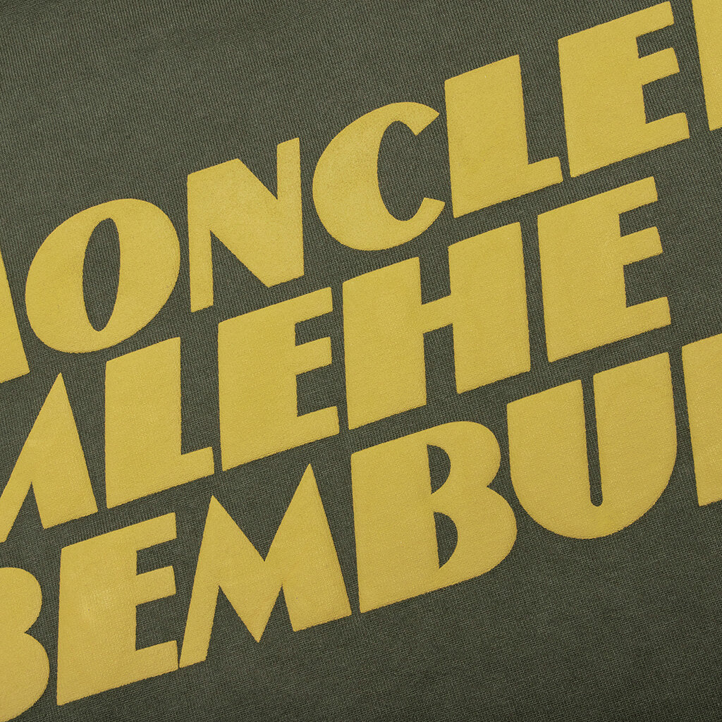 Оригінальна X Salehe Bembury Logo T Shirt Olive Moncler – збільшений вид