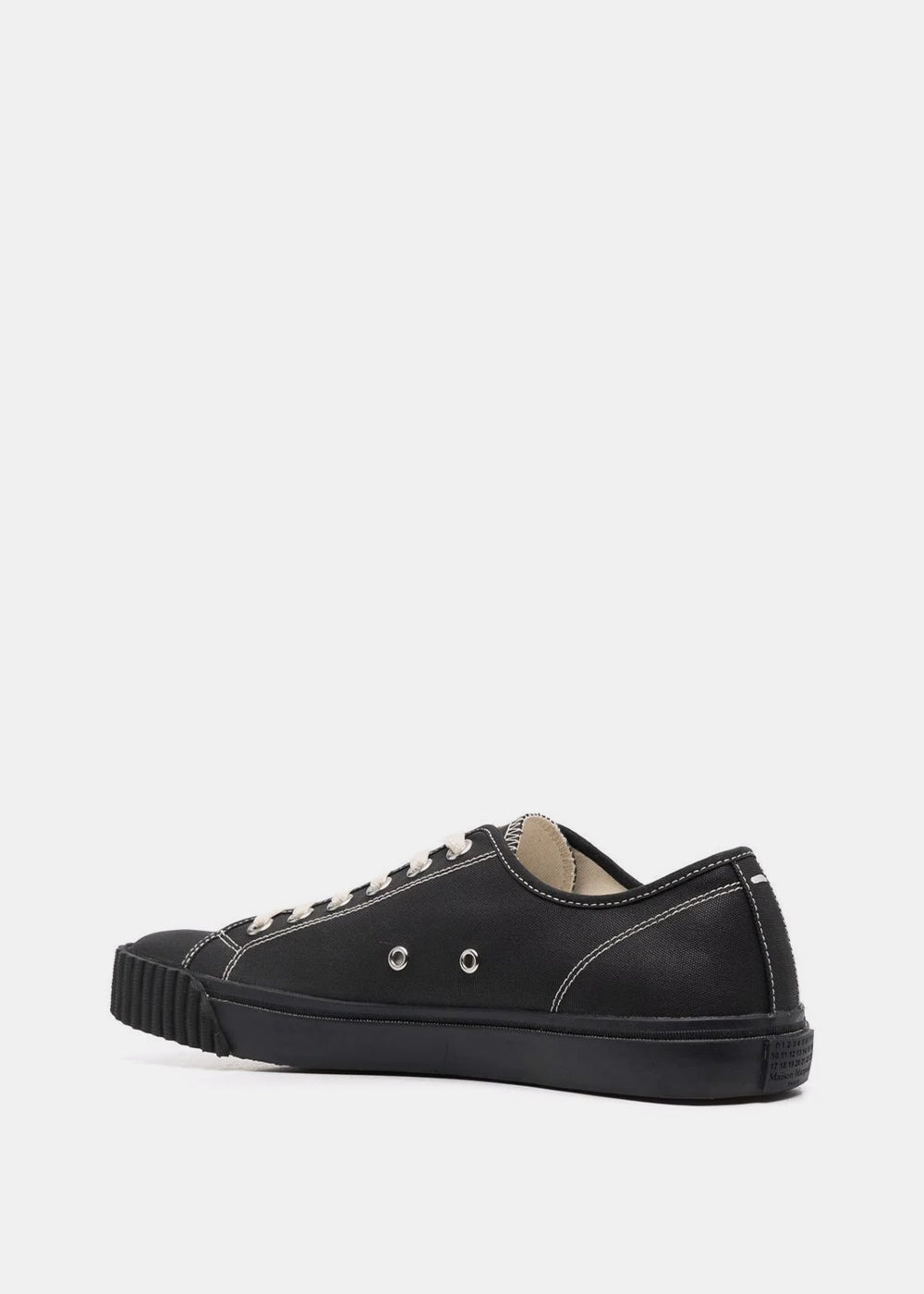 Black Rubberized Canvas Tabi Sneakers Maison margiela – Гарантія оригінальності – детальний вид