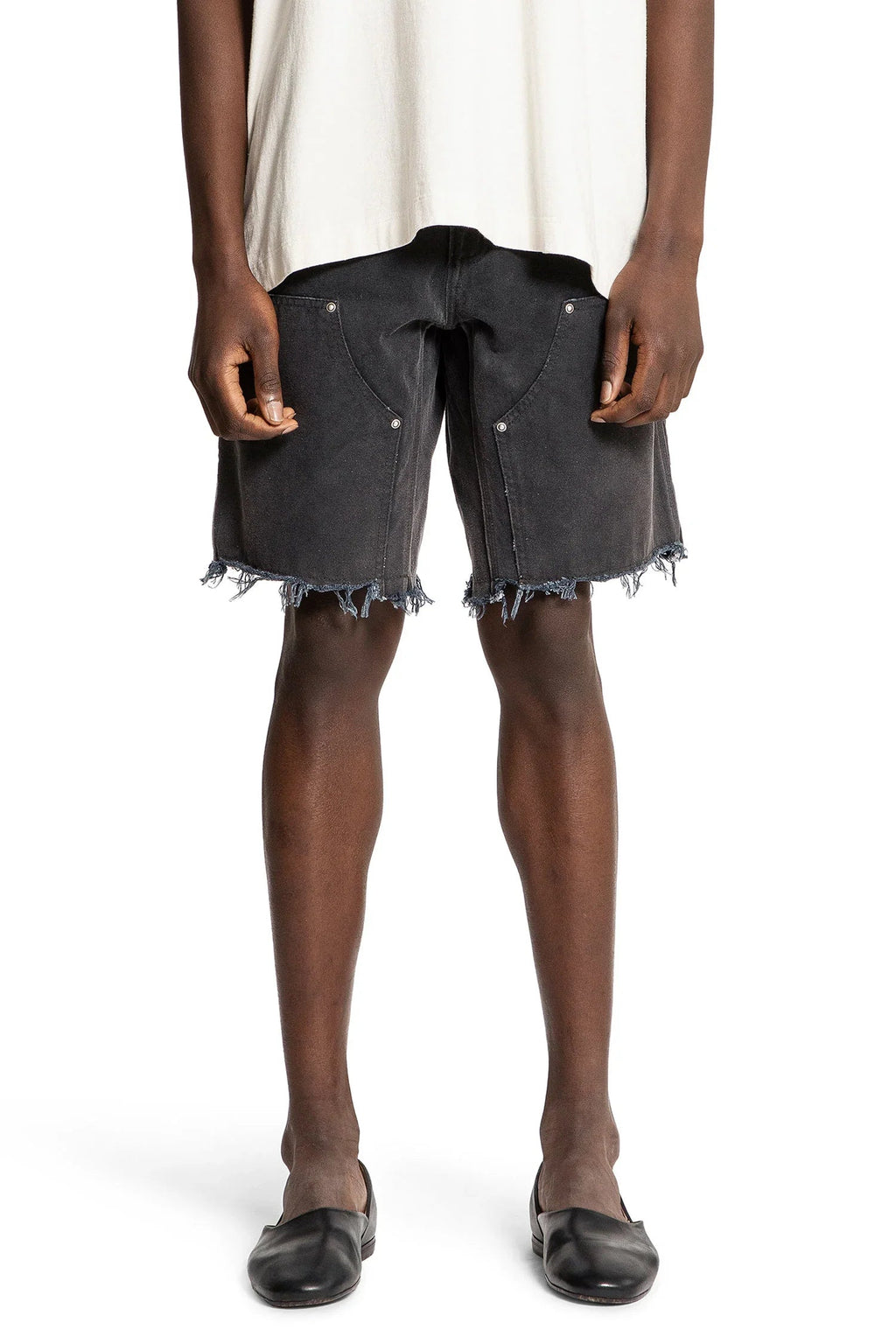 Man Black Shorts & Skirts Maison margiela оригінал – Купити в Україні – боковий вид