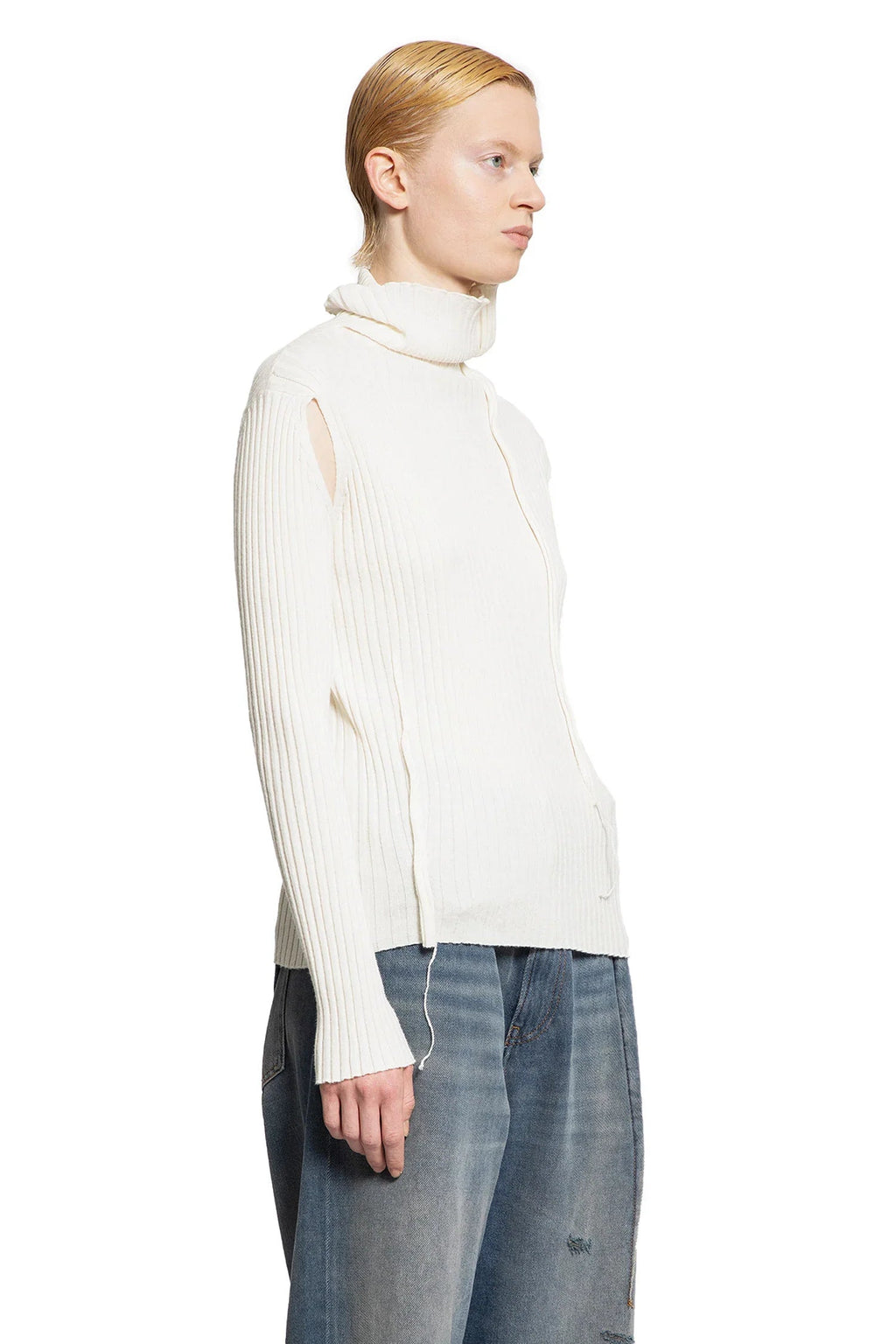 Оригінальна Cut-Out Turtleneck Sweater Maison margiela – детальний вид