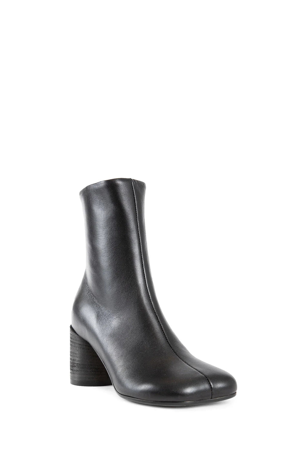 Maison margiela Footwear оригінал | Швидка доставка Україна – вид ззаду