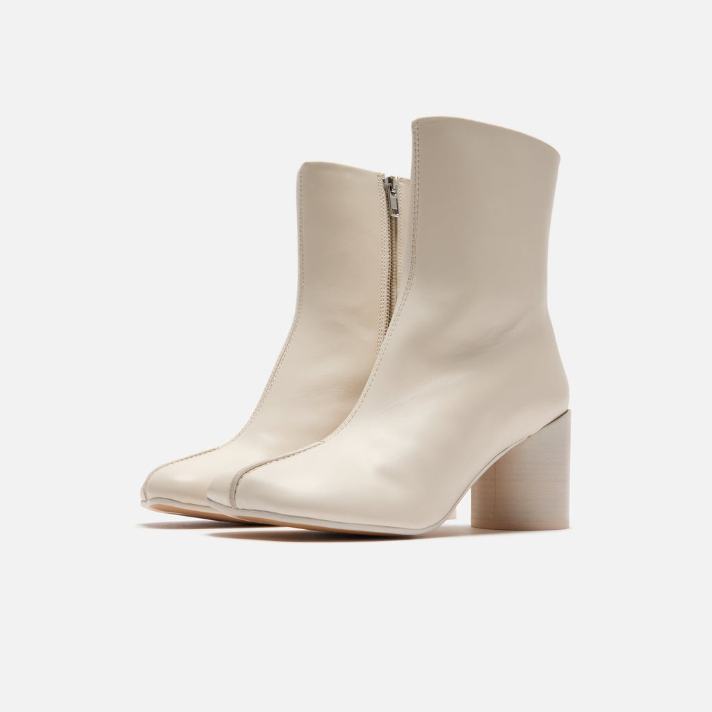 Leather Ankle Boot Sandshell Maison margiela – Гарантія оригінальності – вид ззаду