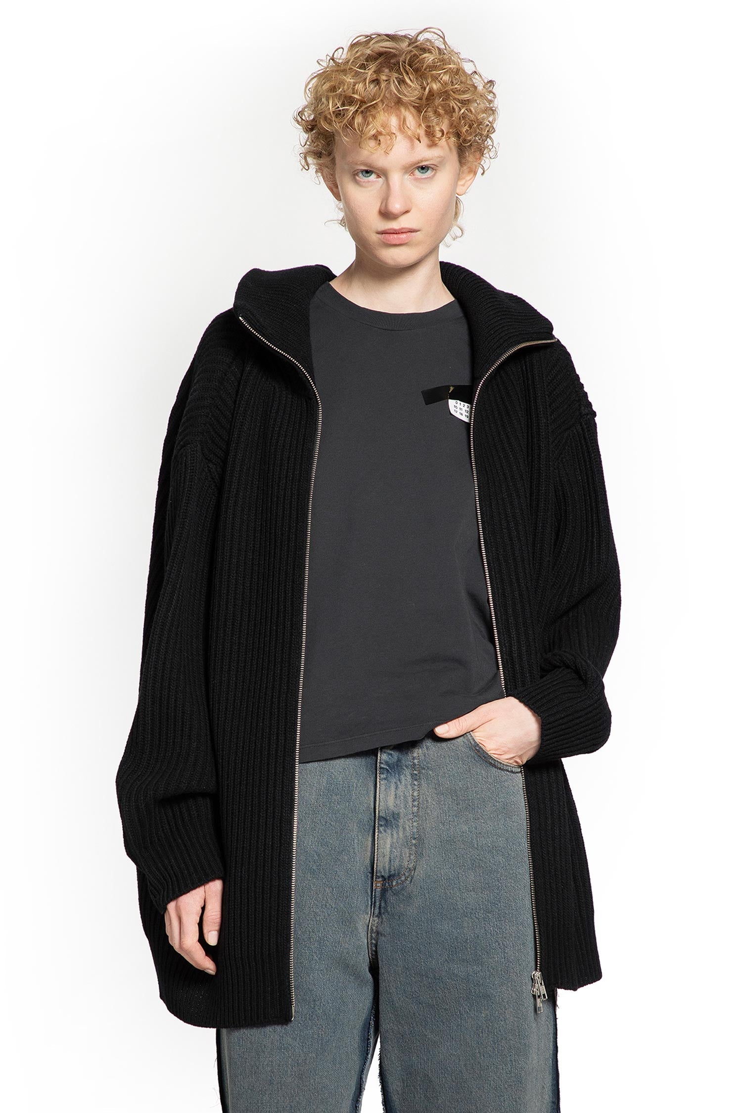 Wool Blend Oversized Cardigan Maison margiela – Гарантія оригінальності – боковий вид