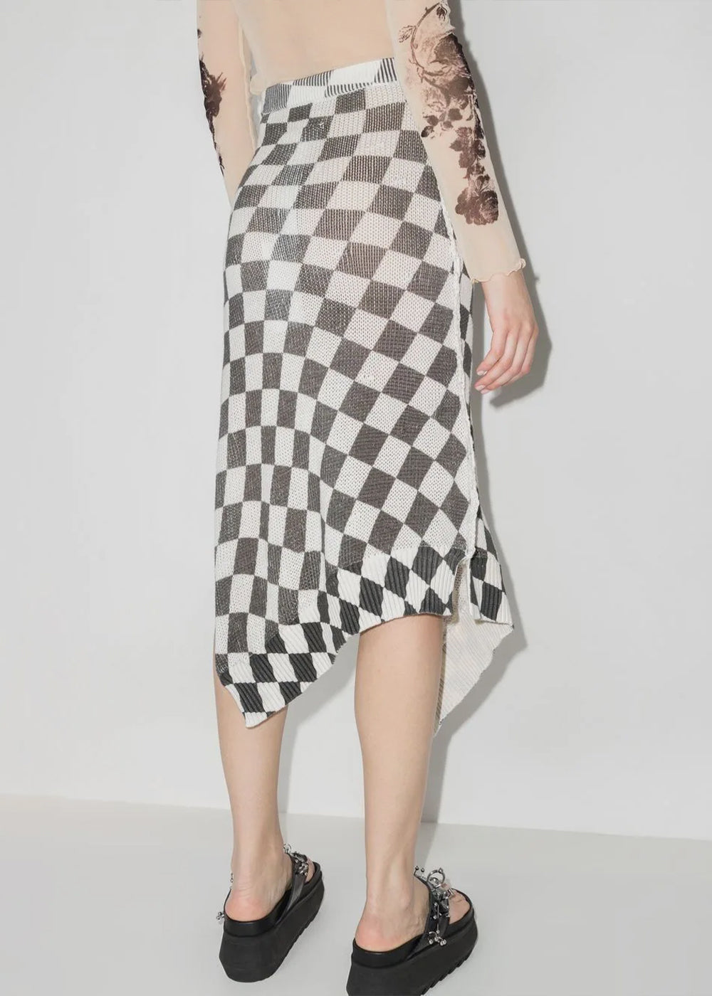 Оригінальна Off-White & Black Asymmetric Knit Skirt Maison margiela – детальний вид