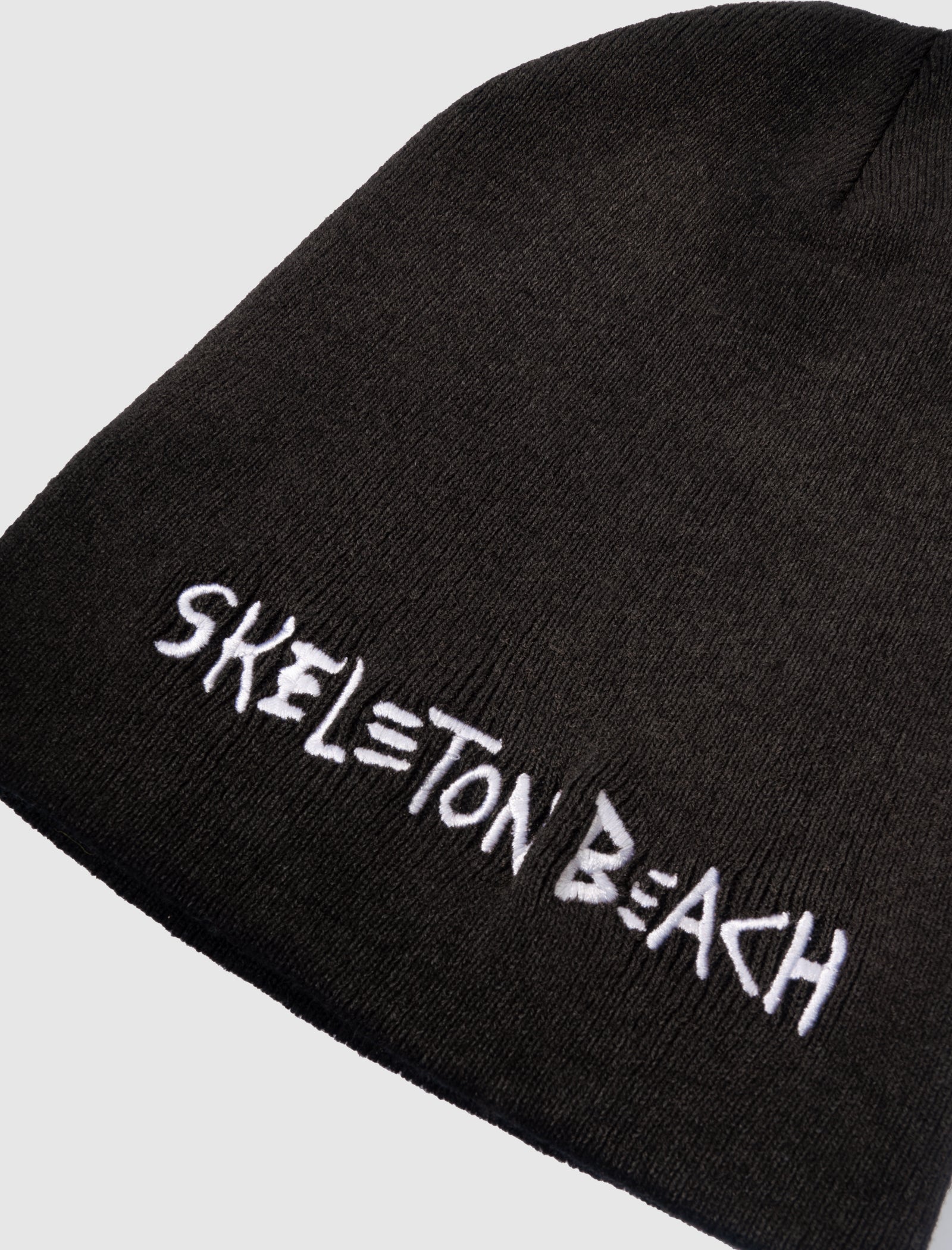 Оригінальна Skeleton Beach Beanie Gallery department – вид ззаду