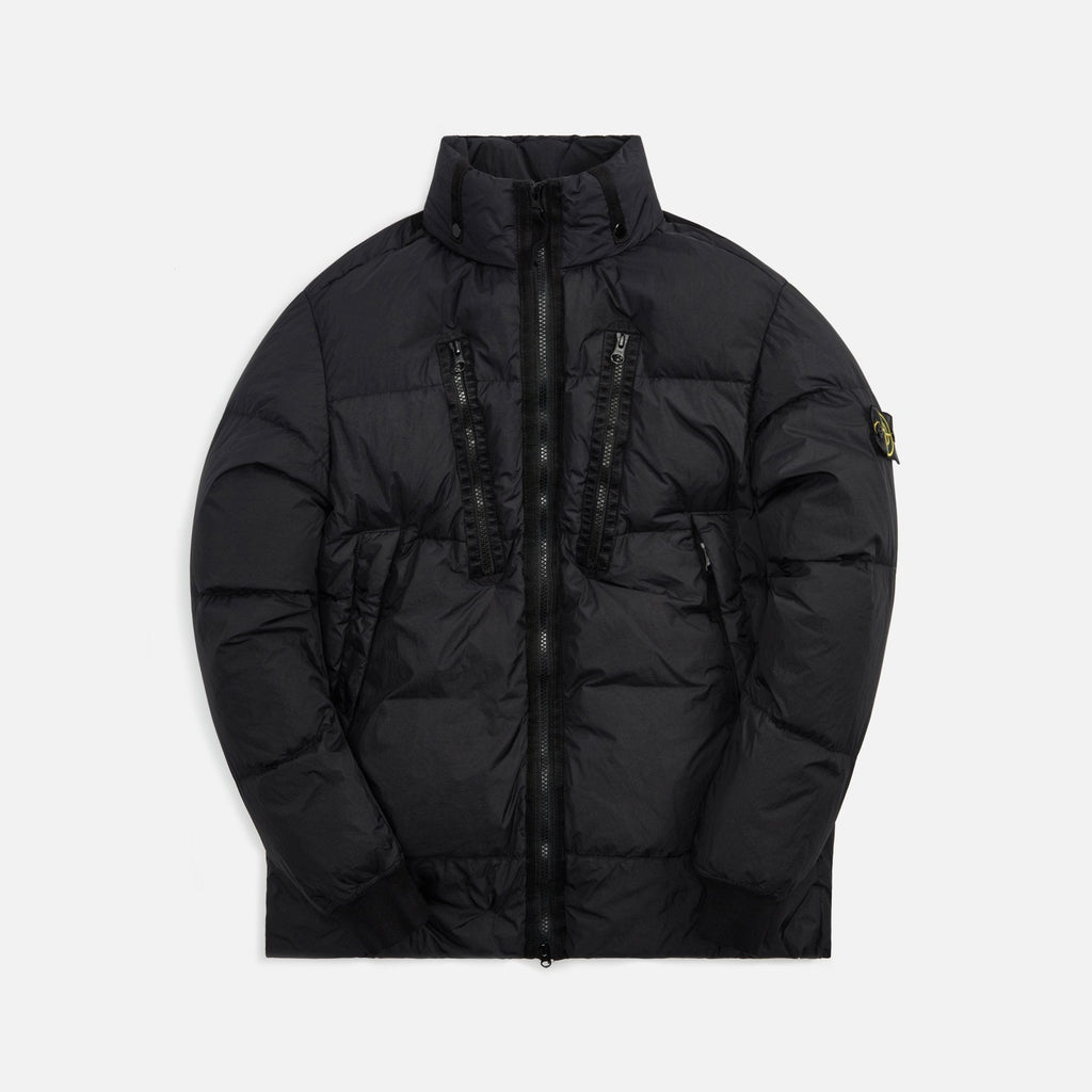 Оригінальна Garment Dyed Crinkle Reps Real Down Jacket Black Stone island – боковий вид