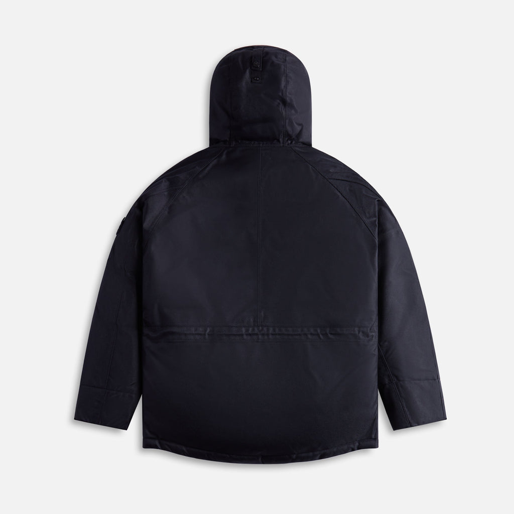 Stone island Outerwear оригінал | Швидка доставка Україна – вид ззаду
