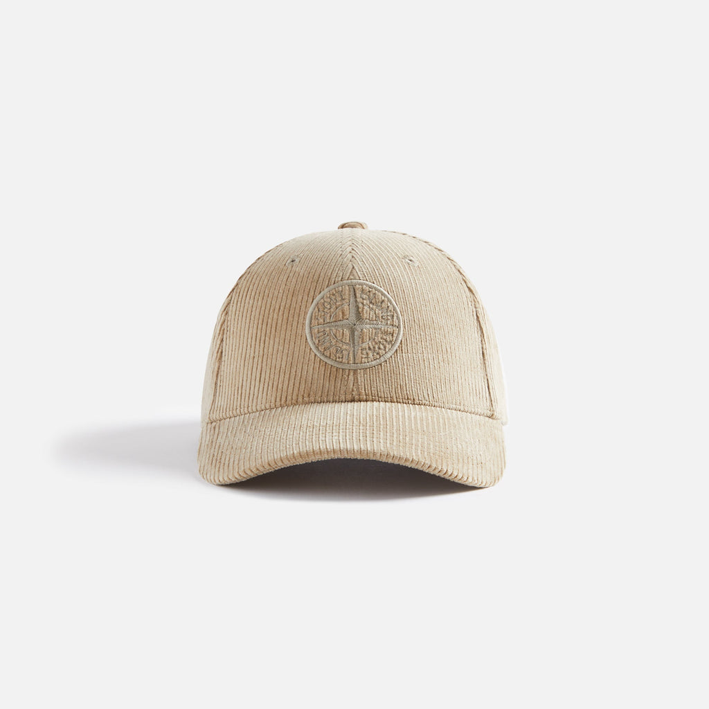 Оригінальна Cap Biscuit Stone island – боковий вид