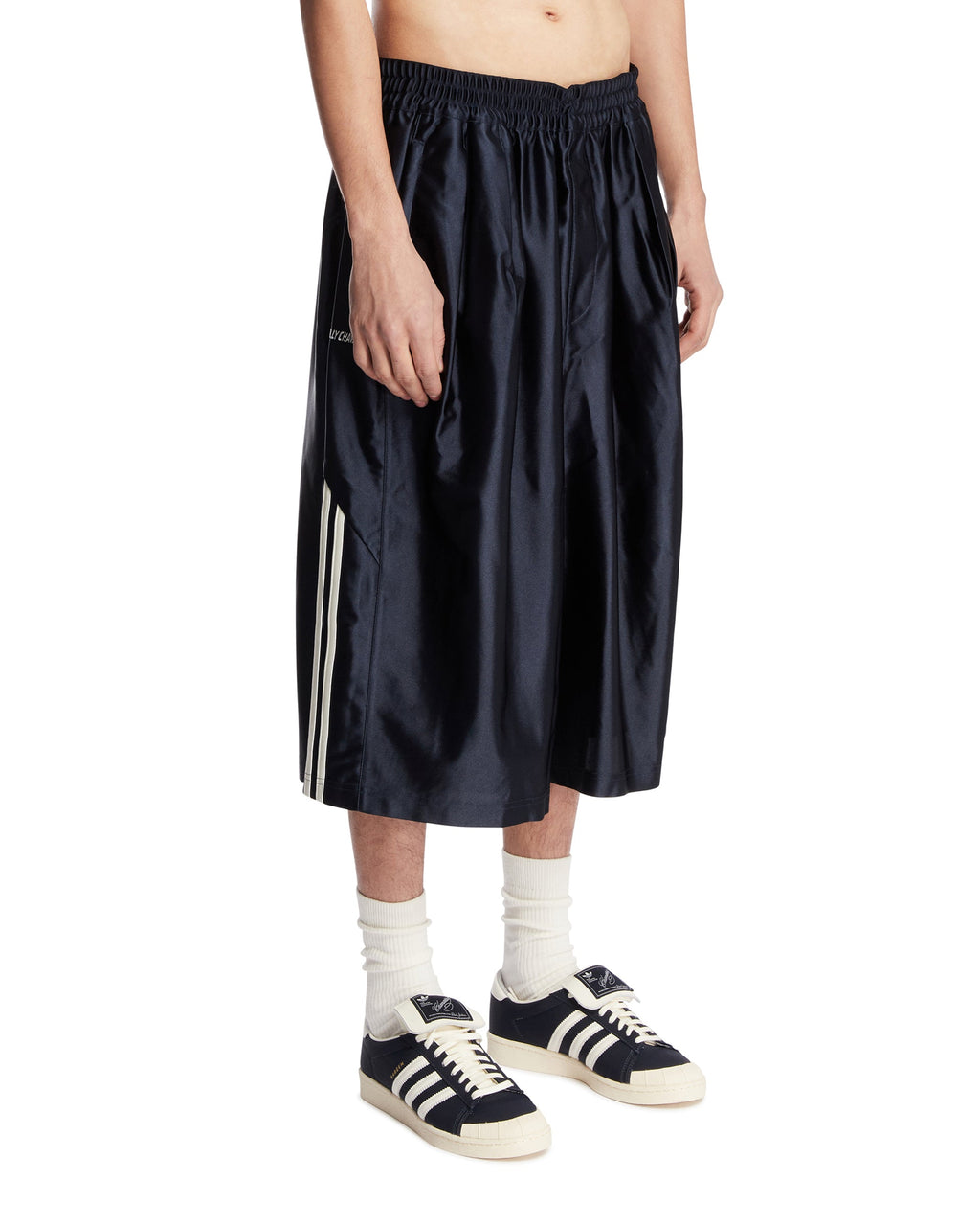 Оригінальна X Willy Chavarria Blue Dazzle Snap Track Shorts Adidas – вид ззаду