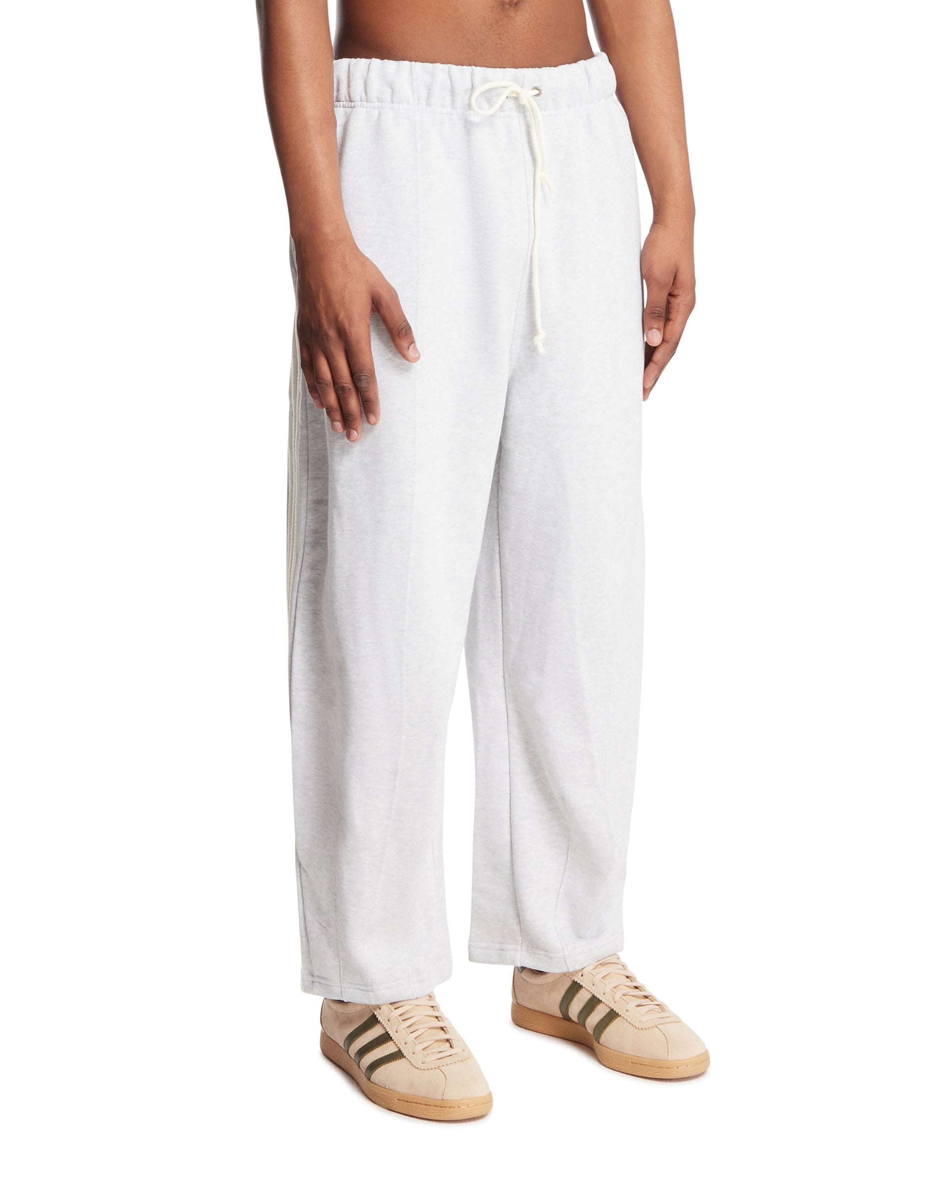 Bad Bunny X Adidas Originals Gray Jogging Pants Adidas – Гарантія оригінальності – вид ззаду - ADIDAS