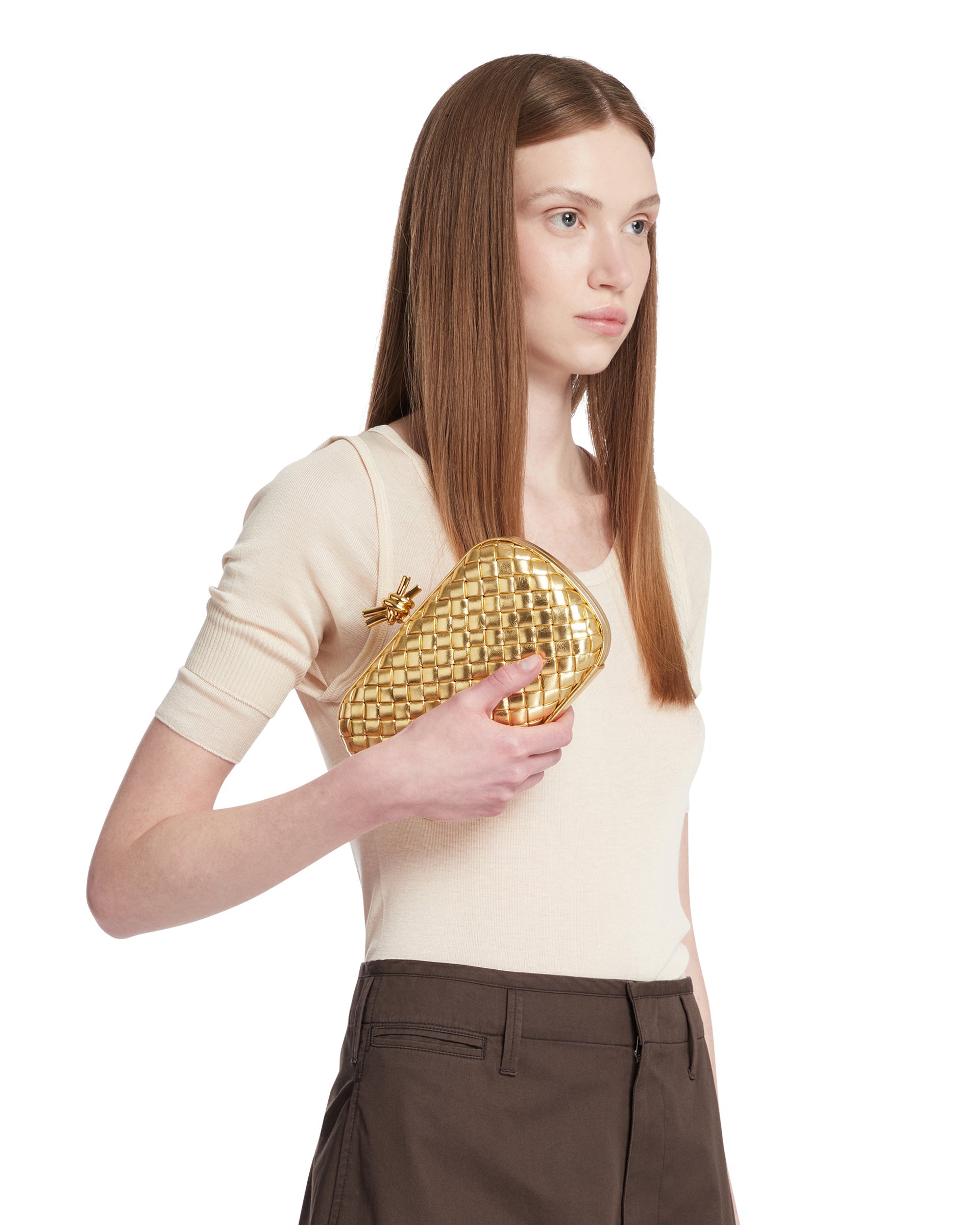 Оригінальна Gold Leather Knot Clutch Bottega veneta – детальний вид