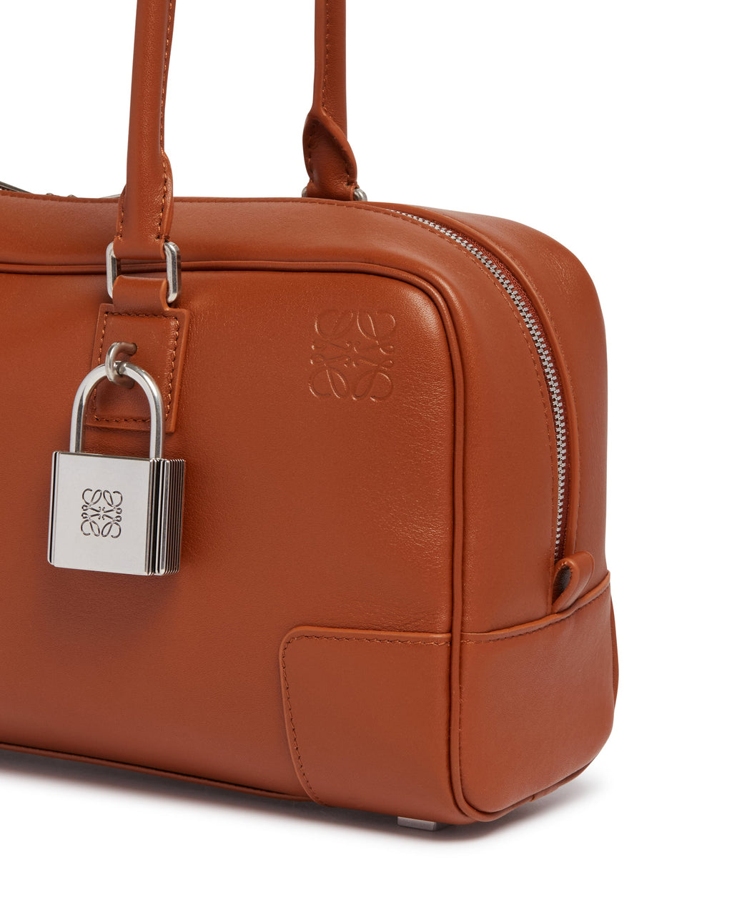 Brown Amazona 31 Cropped Bag Loewe оригінал – Купити в Україні – збільшений вид