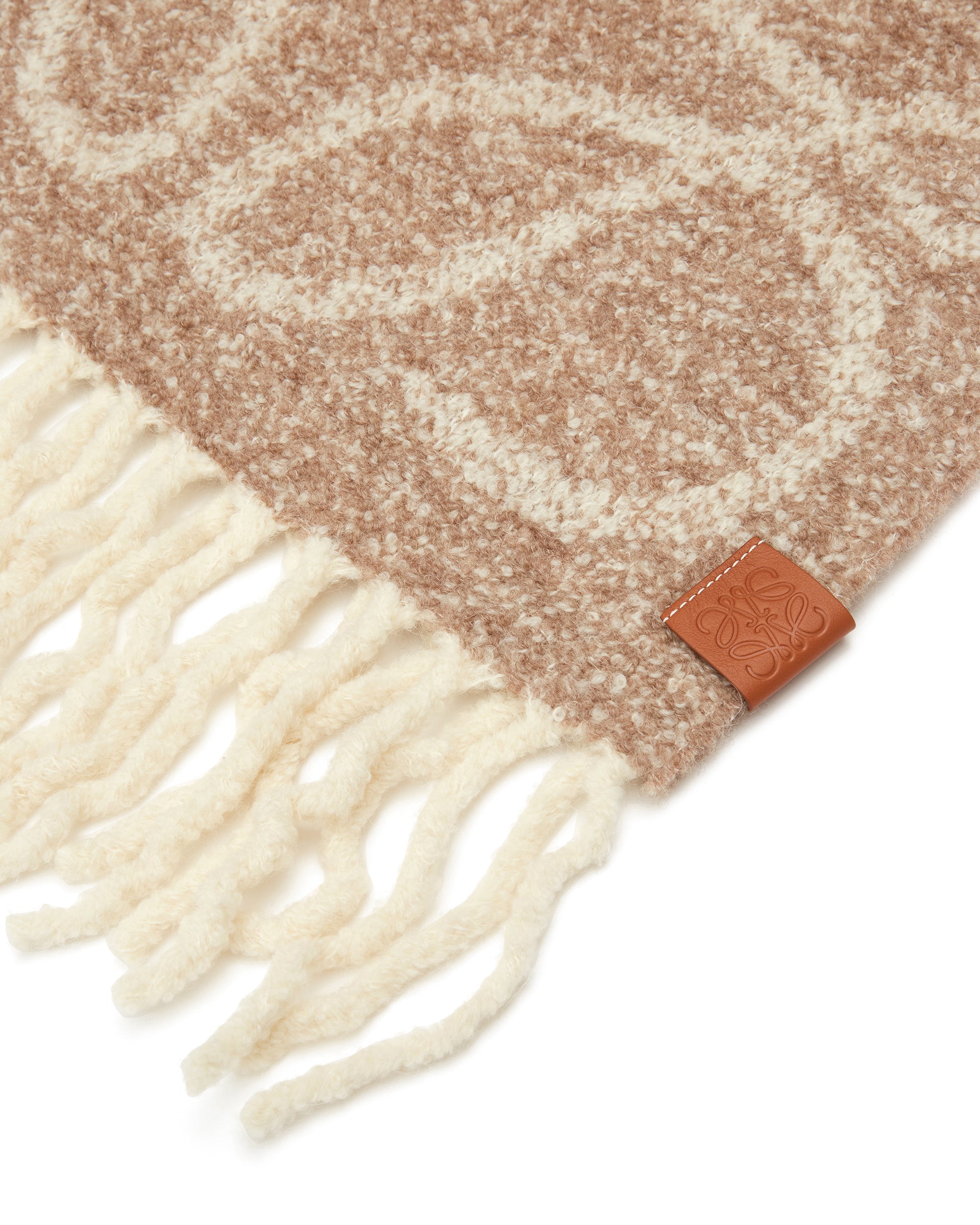 Оригінальна Beige Anagram Scarf Loewe – збільшений вид