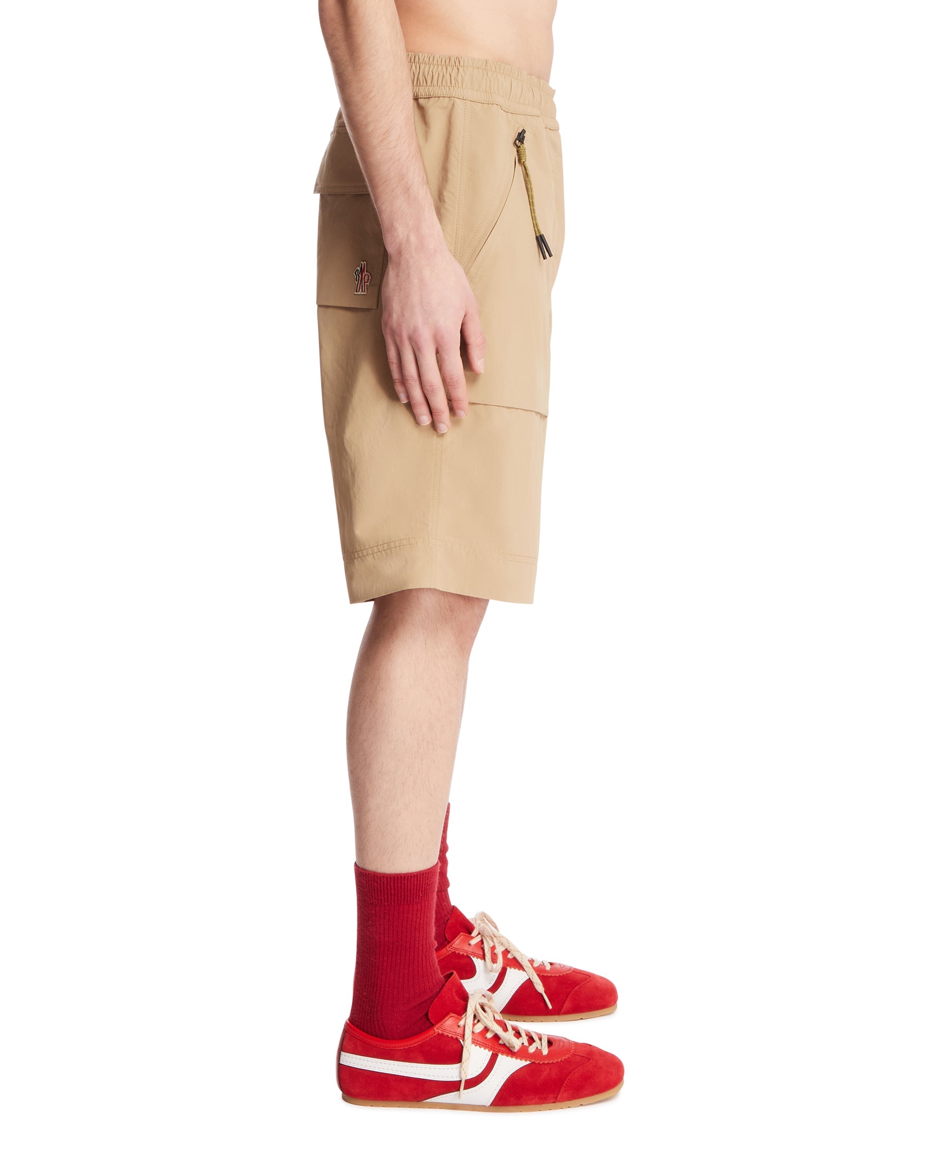 Оригінальна Beige Froisse Shorts Moncler – збільшений вид - MONCLER