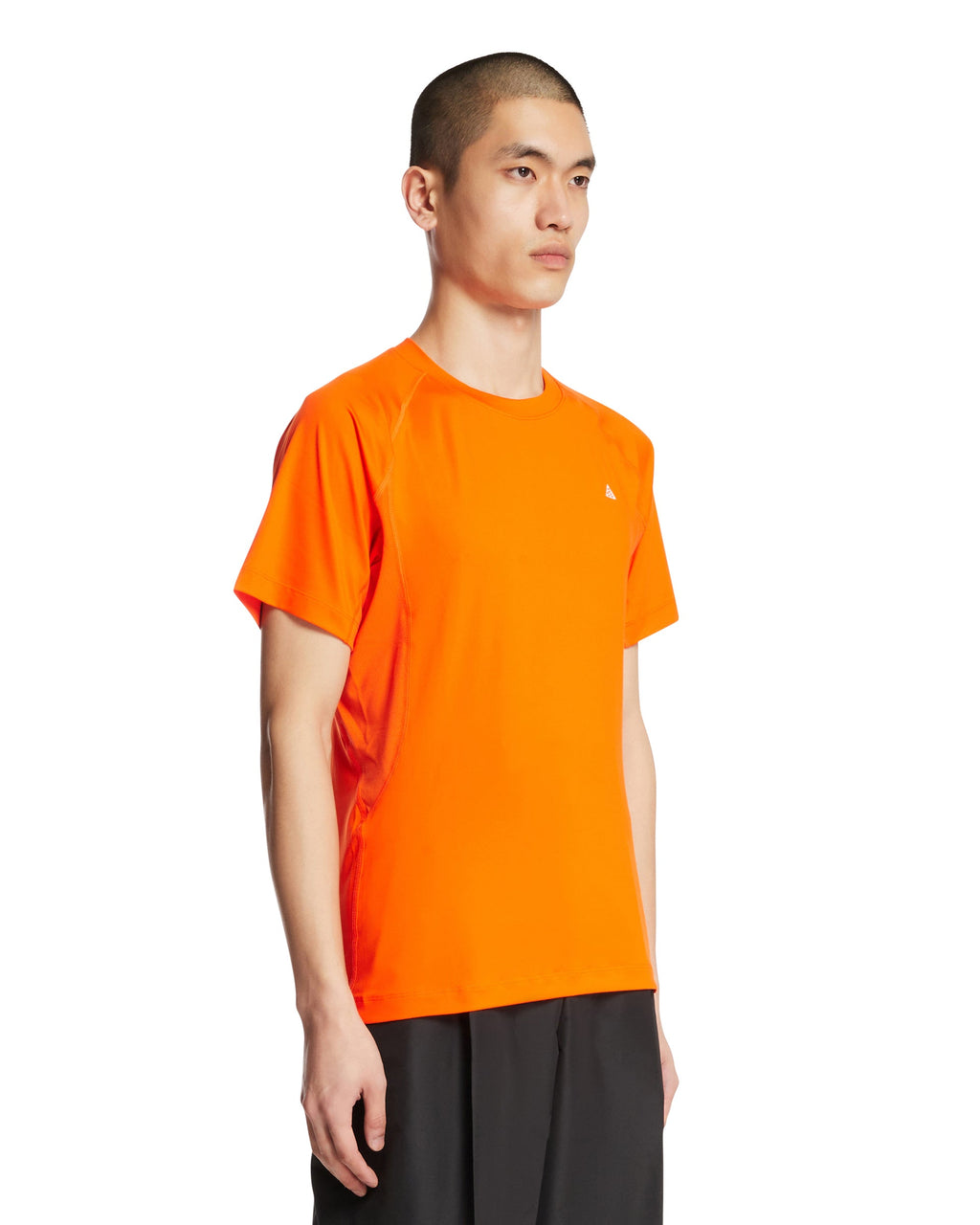 Orange Wildsee T-Shirt Nike – Гарантія оригінальності – вид ззаду