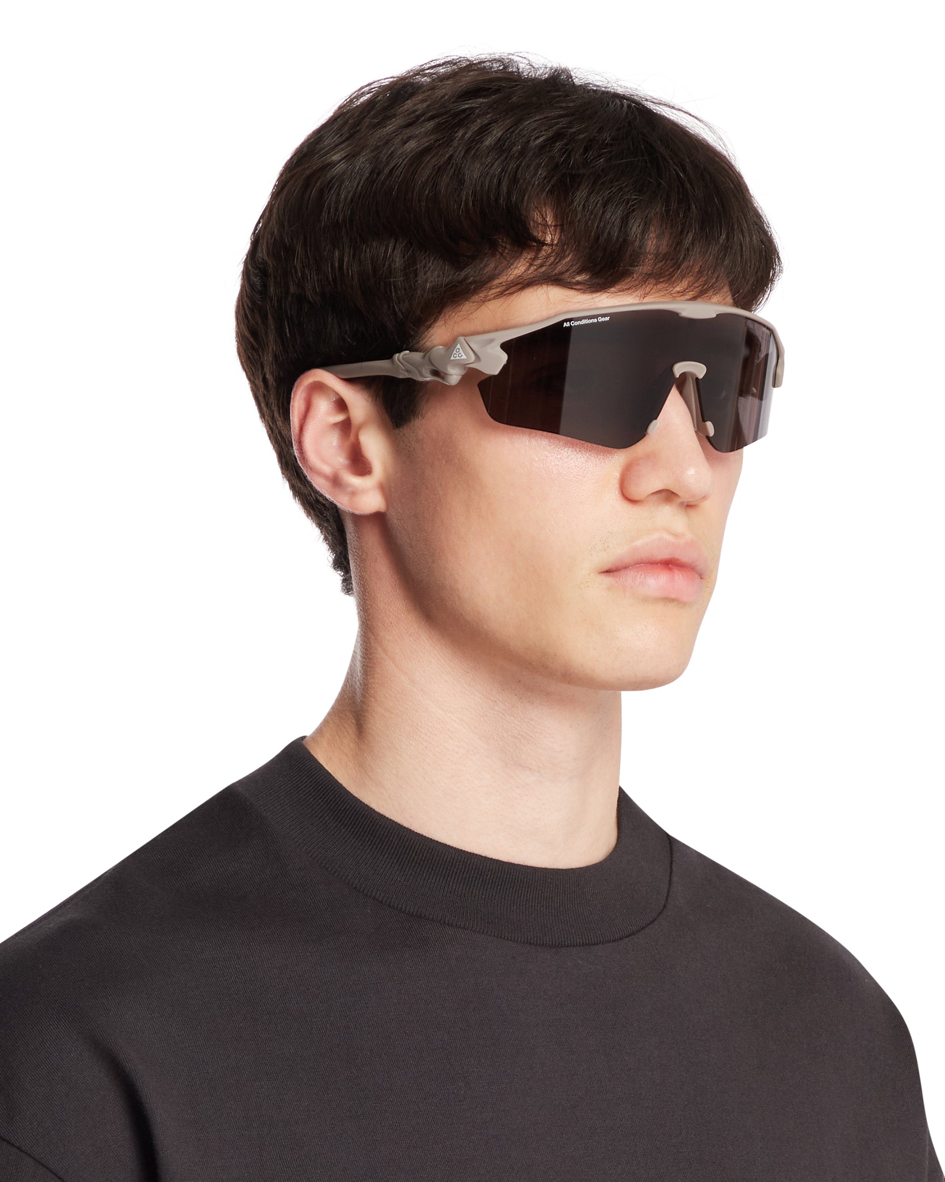 Acg Gray Vista Peak Sunglasses Nike оригінал – Купити в Україні – детальний вид - NIKE