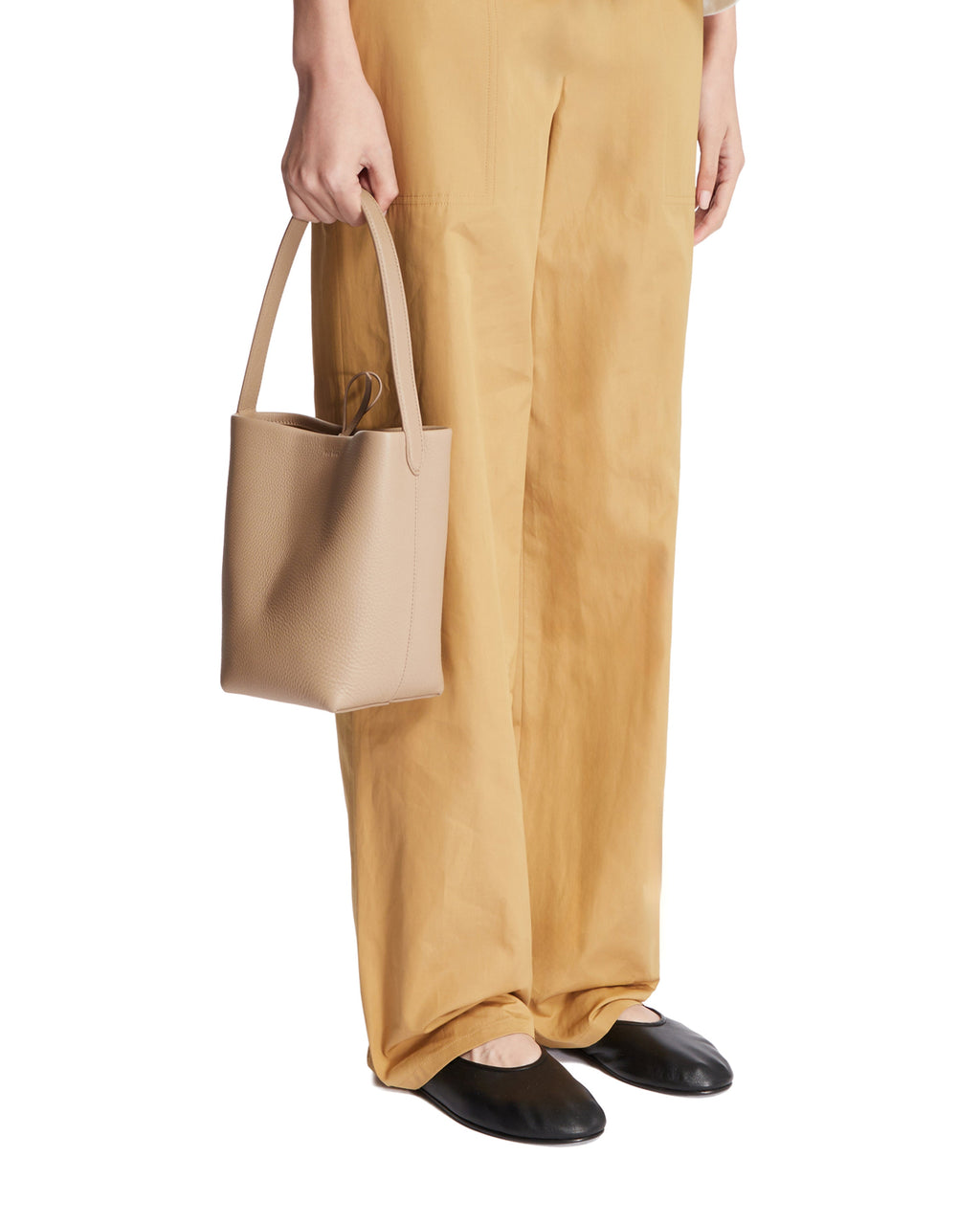 Beige Small N The row оригінал – Купити в Україні – детальний вид
