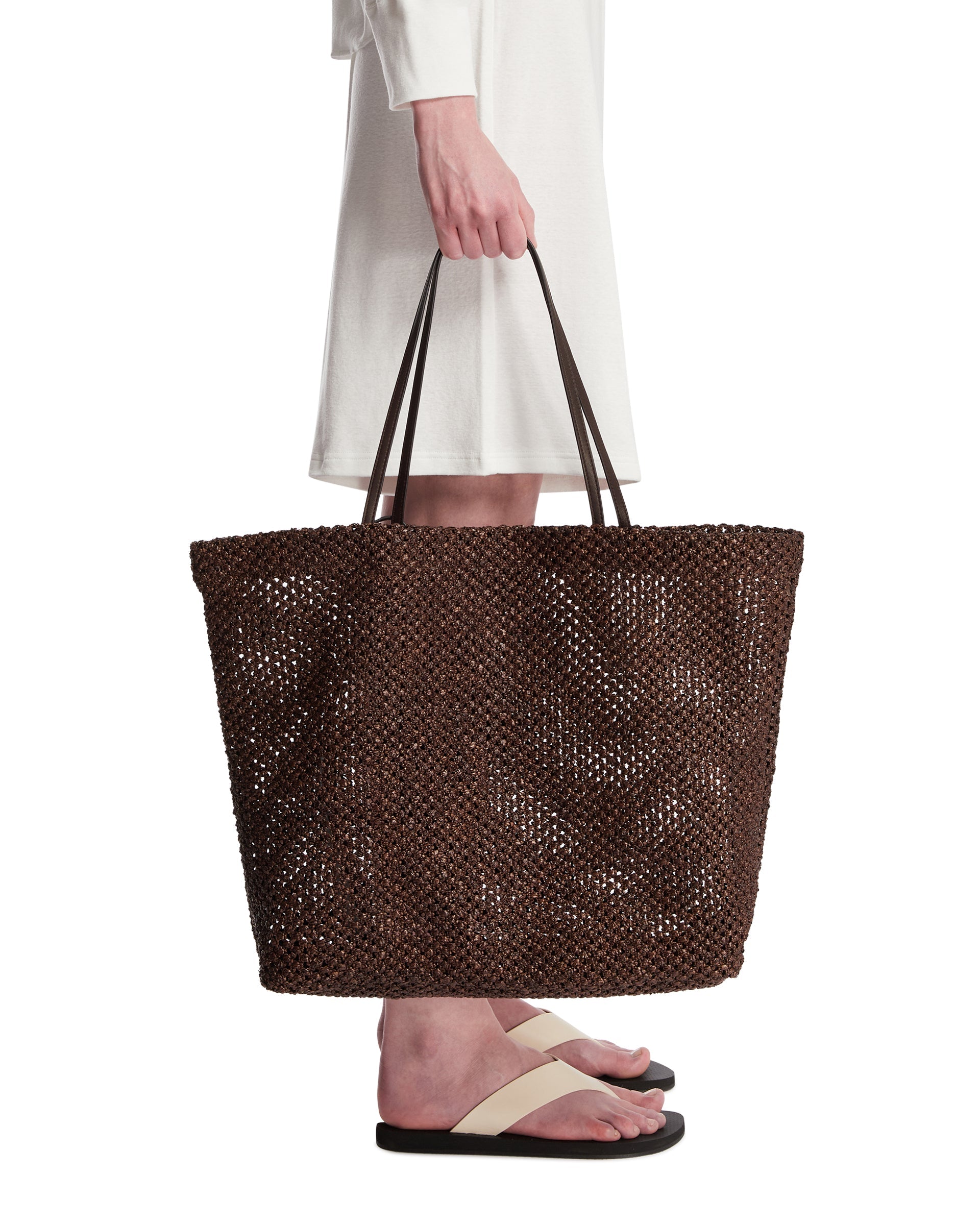 Оригінальна Brown Barn Raffia Bag The row – детальний вид