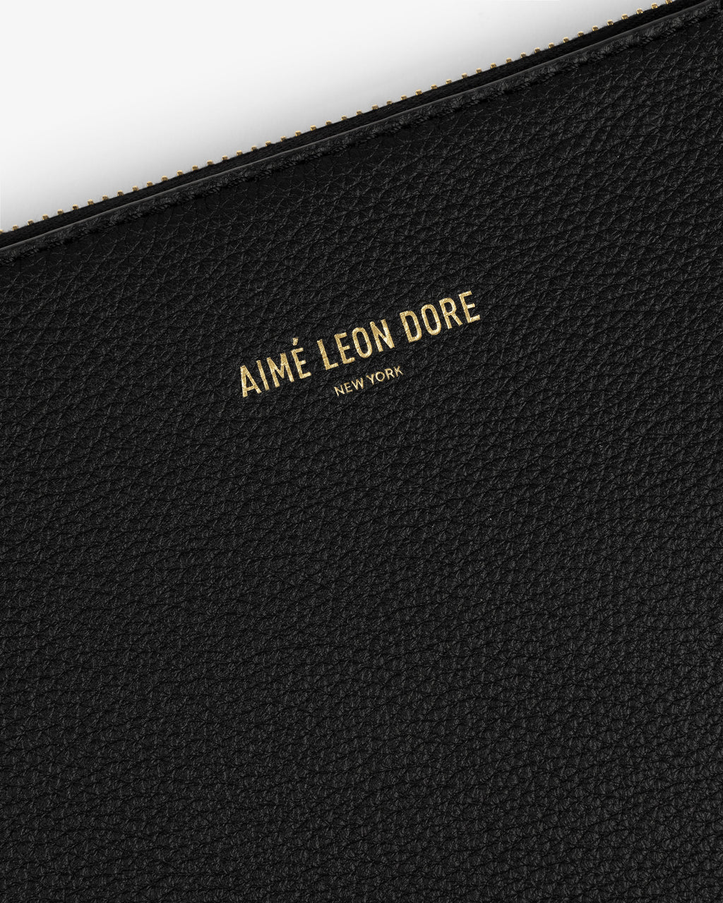 Оригінальна Large Leather Pouch Aime leon dore – детальний вид