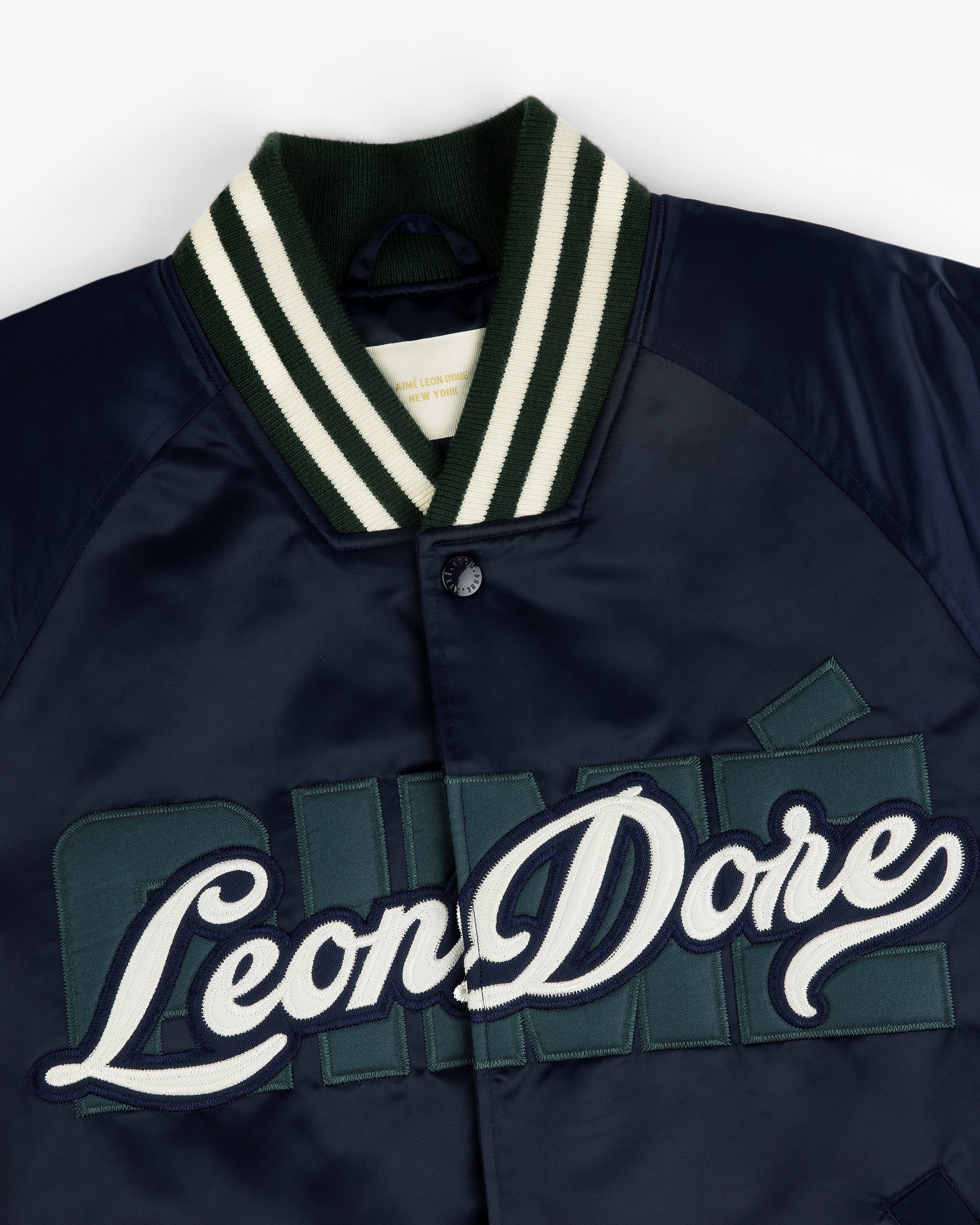 Оригінальна Overlay Logo Satin Varsity Jacket Aime leon dore – детальний вид