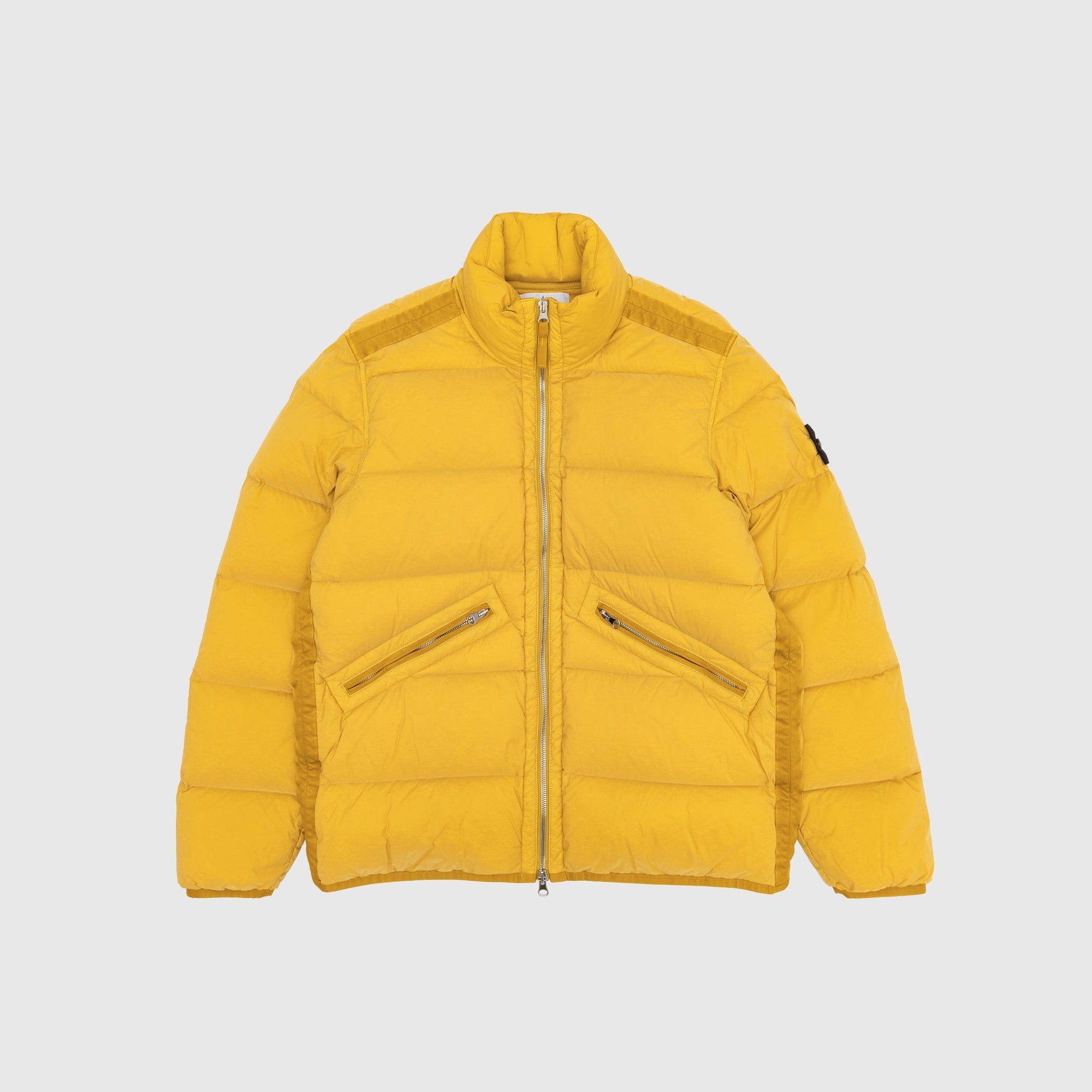 Stone island Outerwear оригінал | Швидка доставка Україна – боковий вид