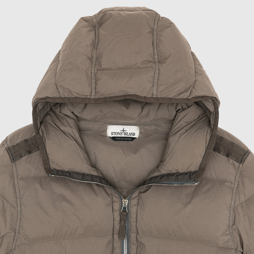 Seamless Tunnel Nylon Down-Tc Hooded Jacket Stone island оригінал – Купити в Україні – вид ззаду
