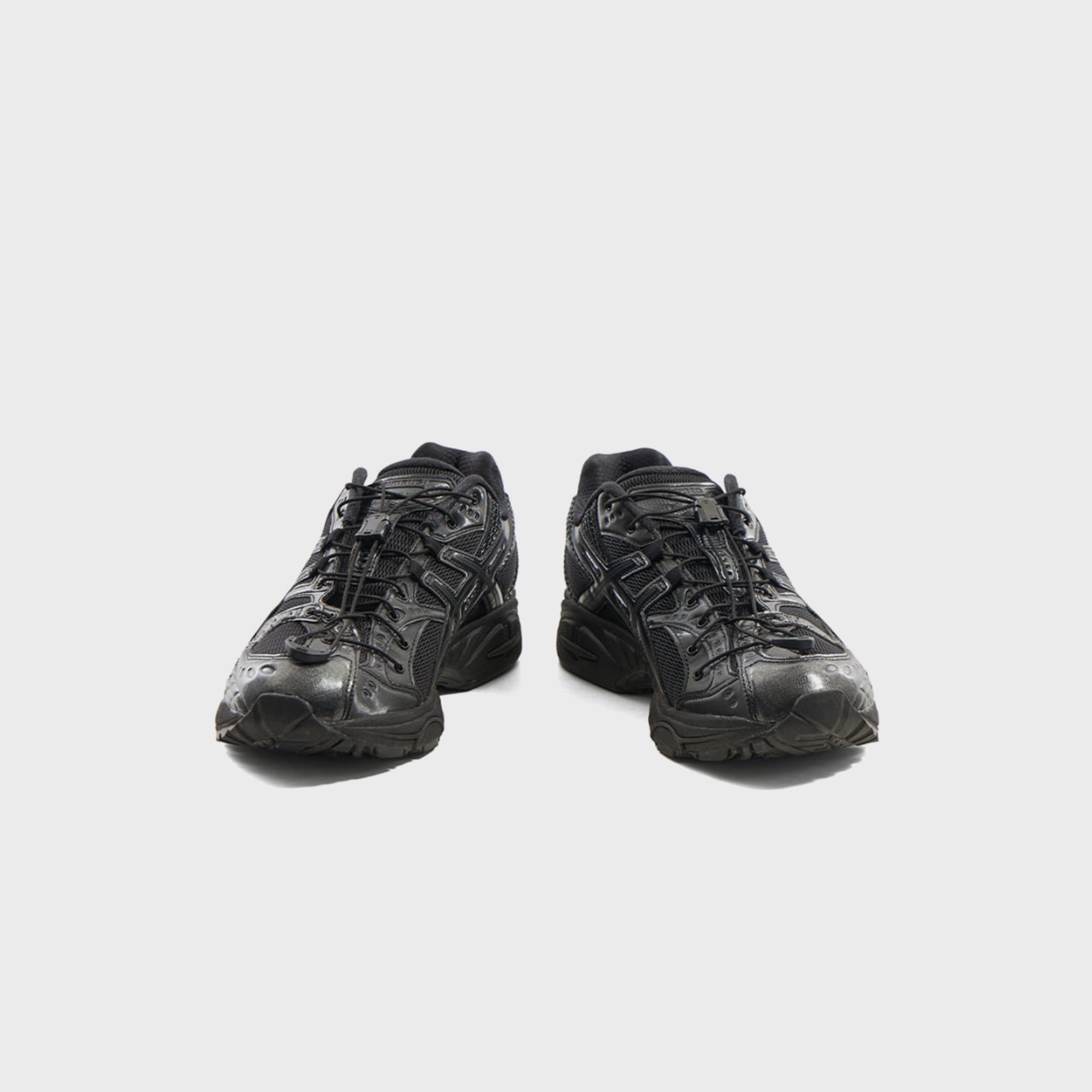 Gel Nimbus 10.1 Black Asics – Гарантія оригінальності – вид ззаду