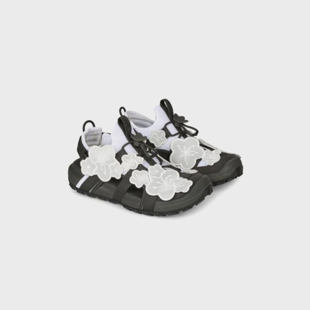 X Cecilie Bahnsen Wmns Bekah Shoes White The north face оригінал – Купити в Україні – вид ззаду