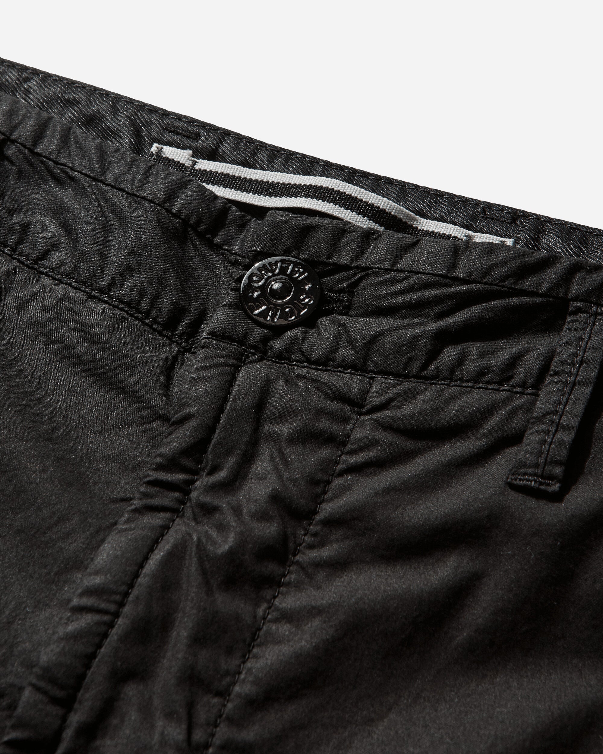 Mens Stretch Cotton Tela Paracadute Cargo Shorts Black Stone island оригінал – Купити в Україні – збільшений вид