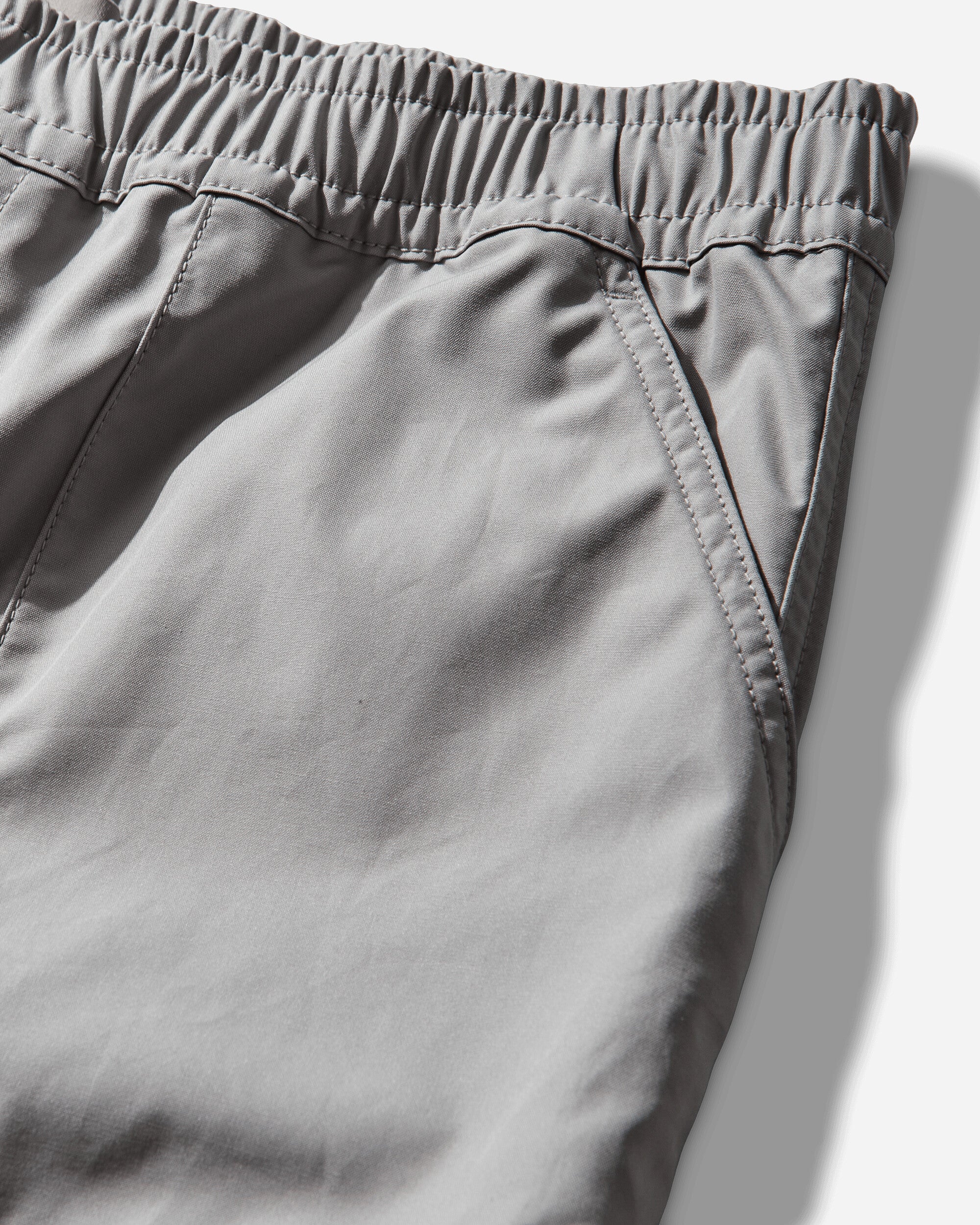 Mens Ghost All-Weather Cotton Canvas Cargo Shorts Dust Stone island оригінал – Купити в Україні – збільшений вид