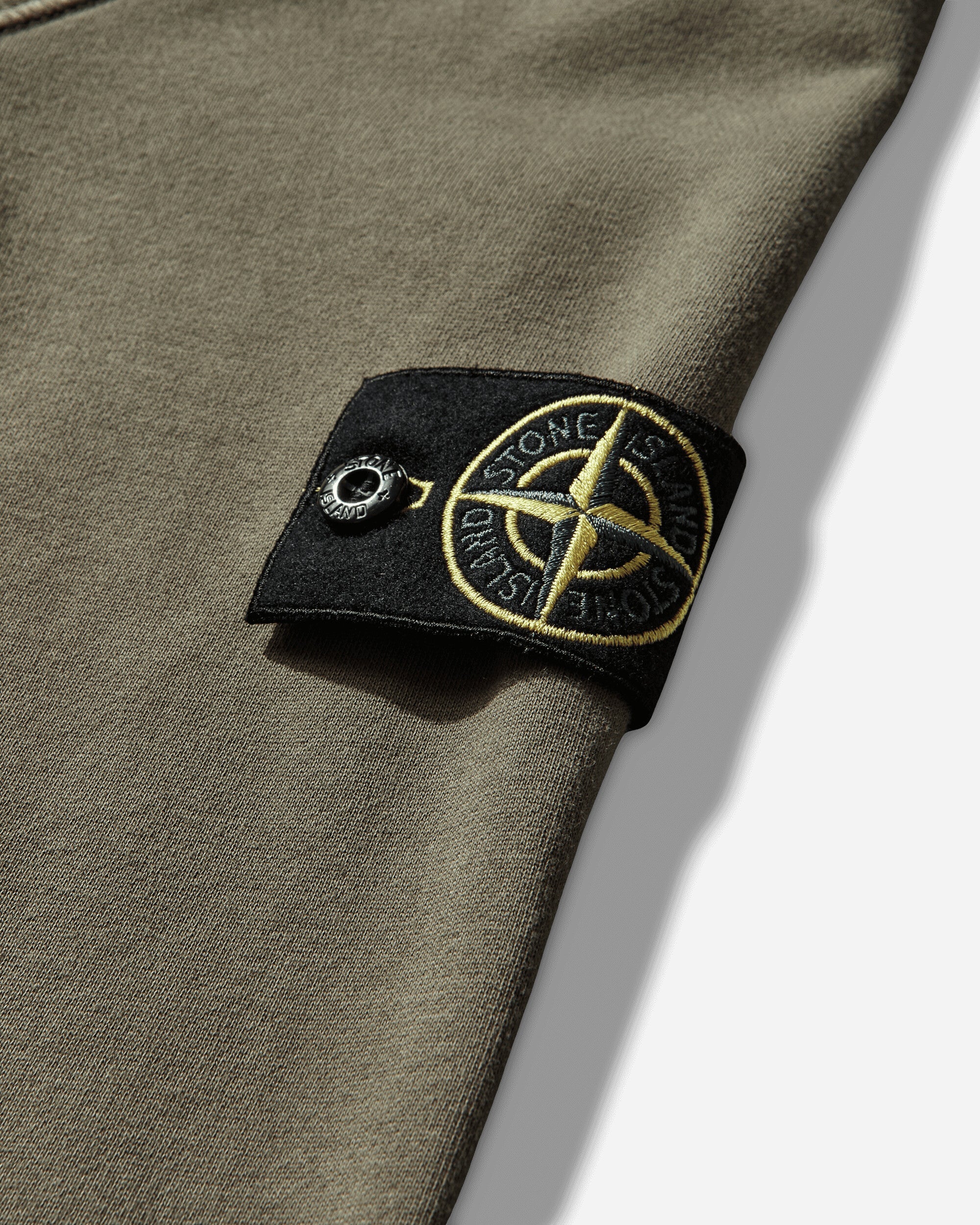 Оригінальна Mens Organic Cotton Fleece Crewneck Sweatshirt Military Green Stone island – збільшений вид