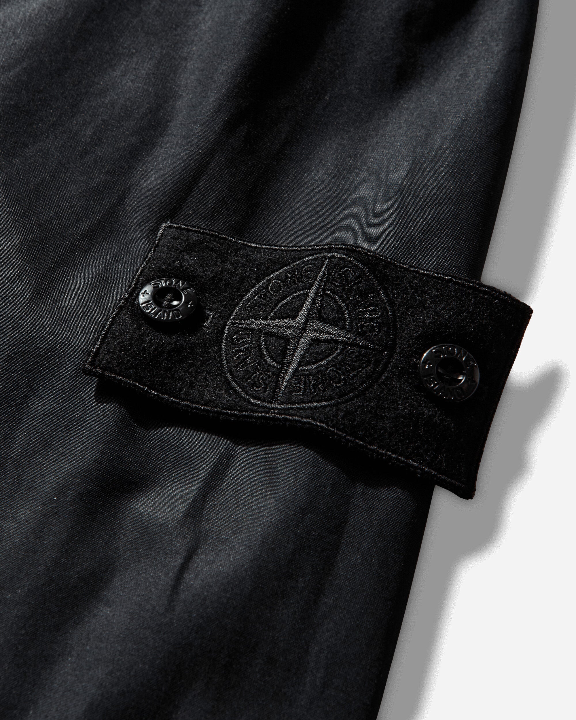 Оригінальна Mens Ghost All-Weather Cotton Canvas Hooded Jacket Black Stone island – збільшений вид