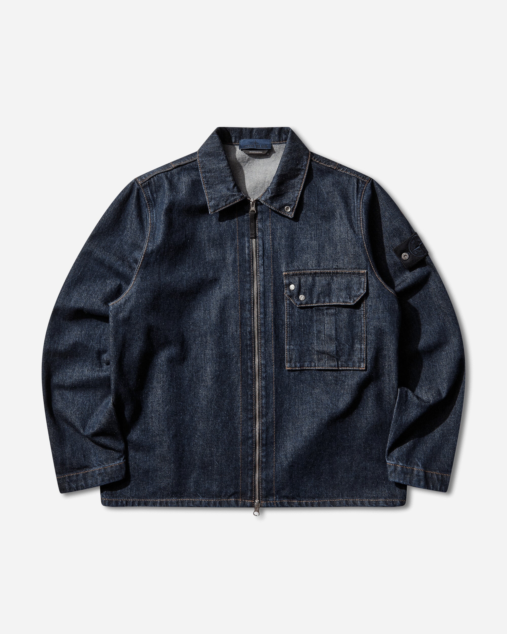 Mens Indigo Denim-Rinsed Overshirt Blue Rinse Stone island оригінал – Купити в Україні – боковий вид