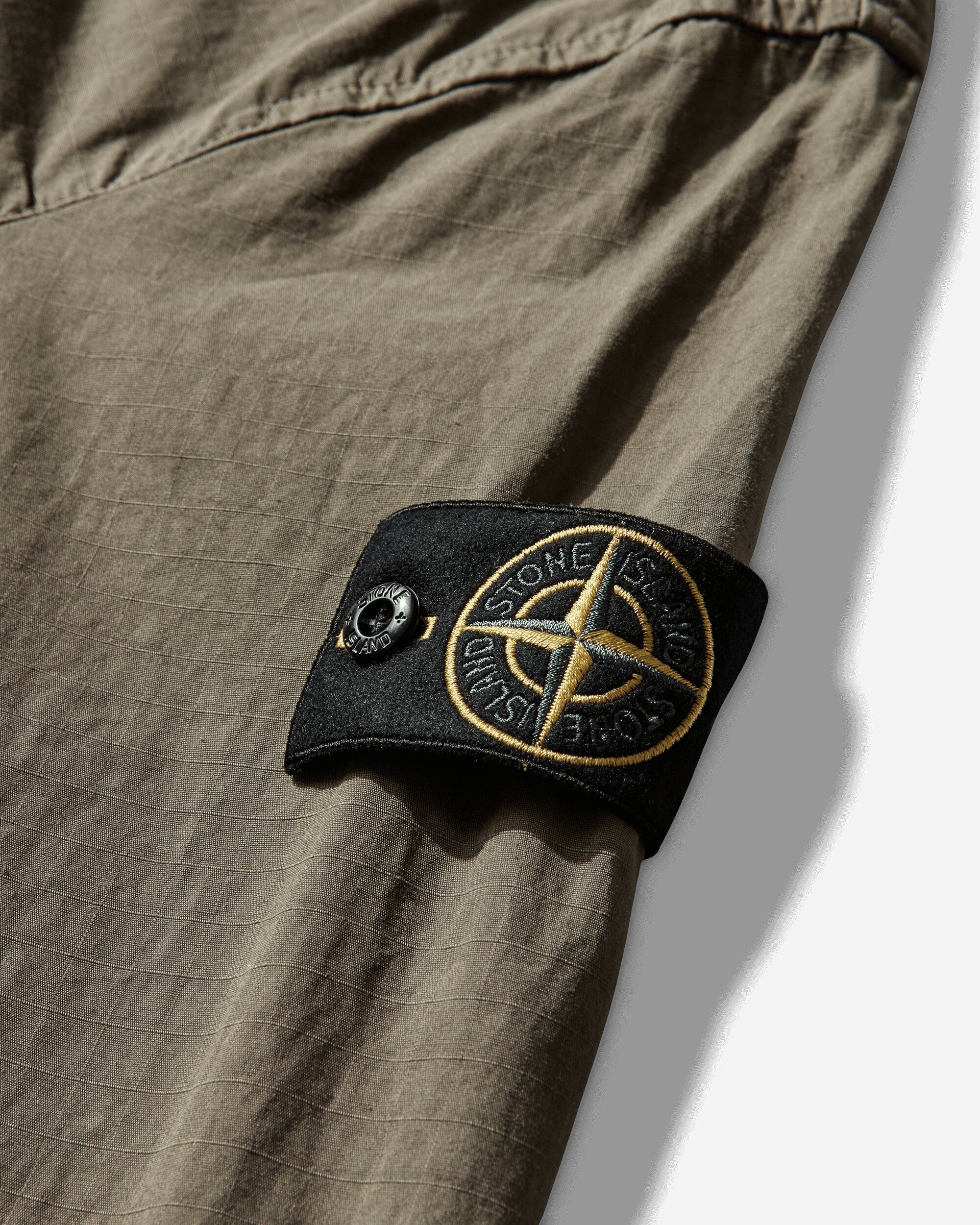 Mens Mercerised Organic Cotton Ripstop Zip Overshirt Military Green Stone island оригінал – Купити в Україні – збільшений вид