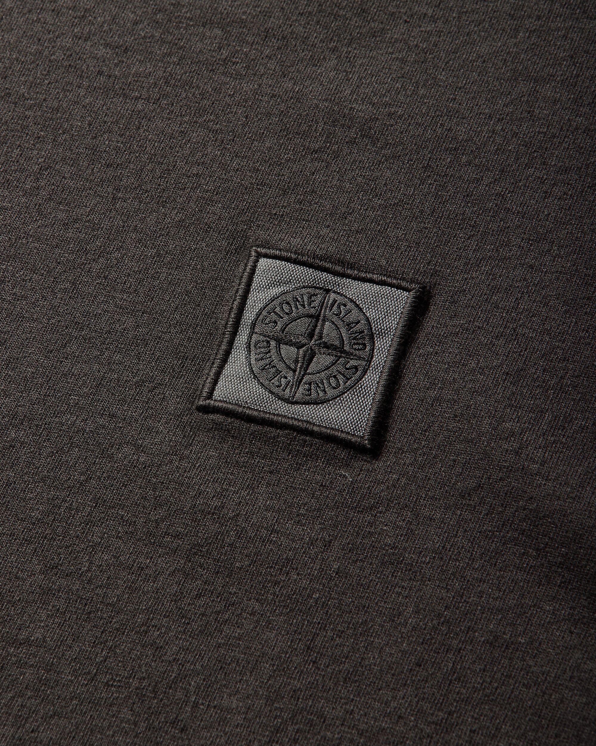 Mens Organic Cotton Jersey Fissato Effect T-Shirt Charcoal Stone island – Гарантія оригінальності – детальний вид