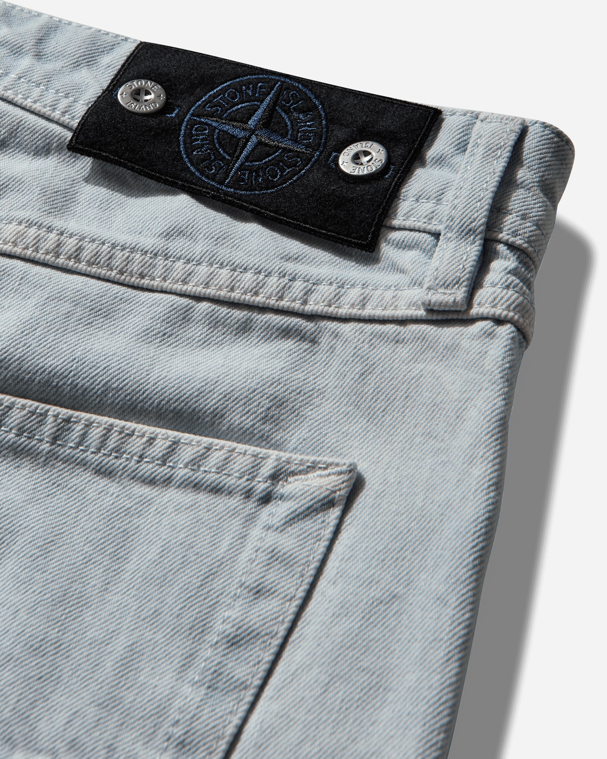 Mens Indigo Denim-Ultra Bleached Regular Fit Jeans Blue Extra Bleach Stone island – Гарантія оригінальності – детальний вид